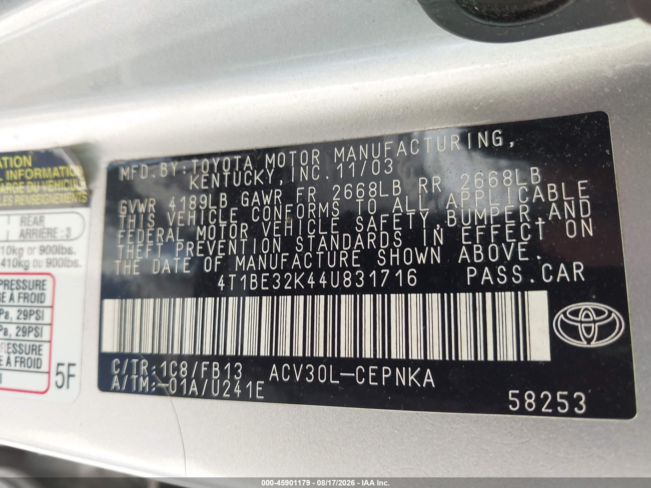 2004 Toyota Camry Le Silver vin: 4T1BE32K44U831716