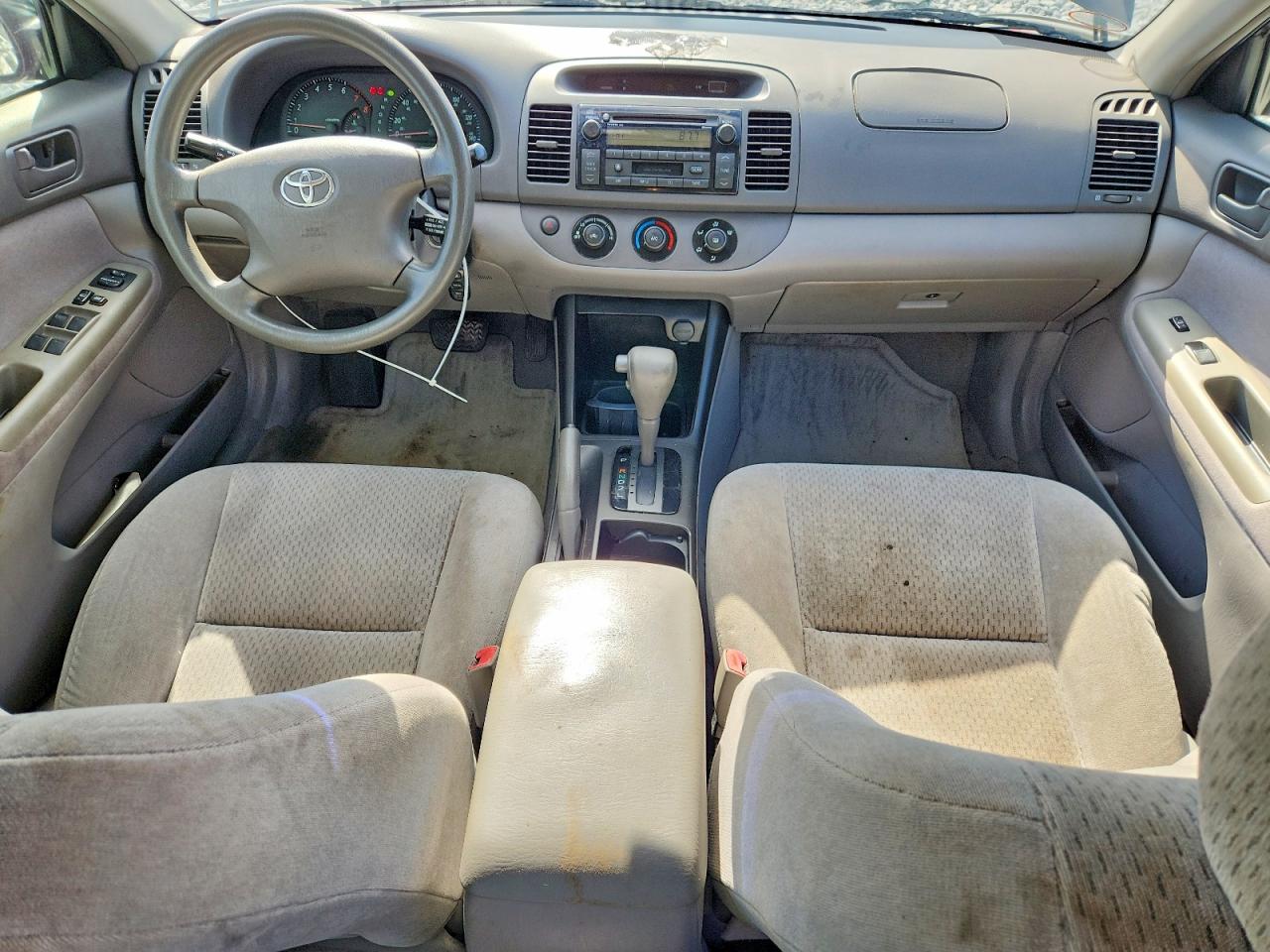 2004 Toyota Camry Le Серый vin: 4T1BE32K44U840741