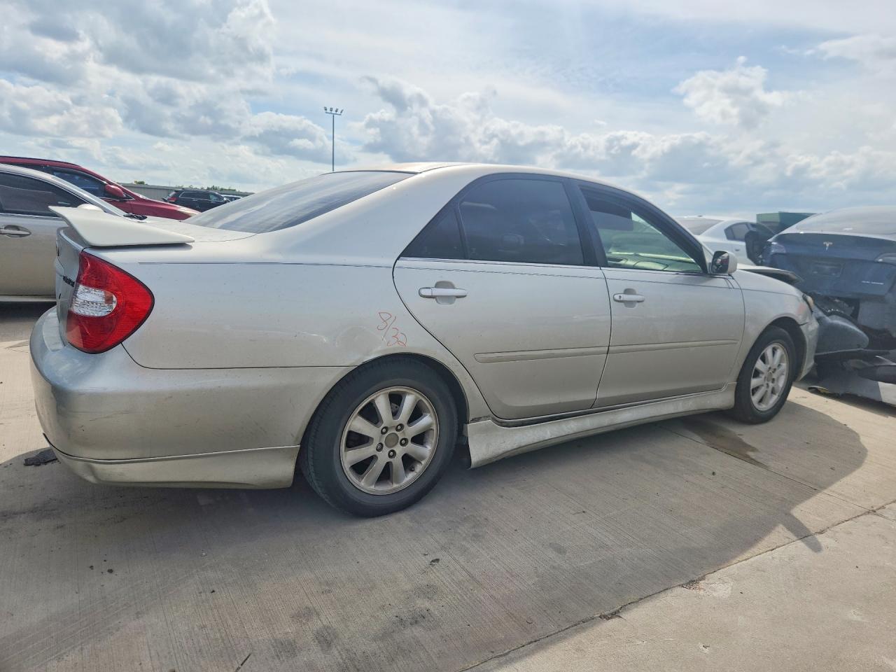 2004 Toyota Camry Se Tan vin: 4T1BE32K44U861606