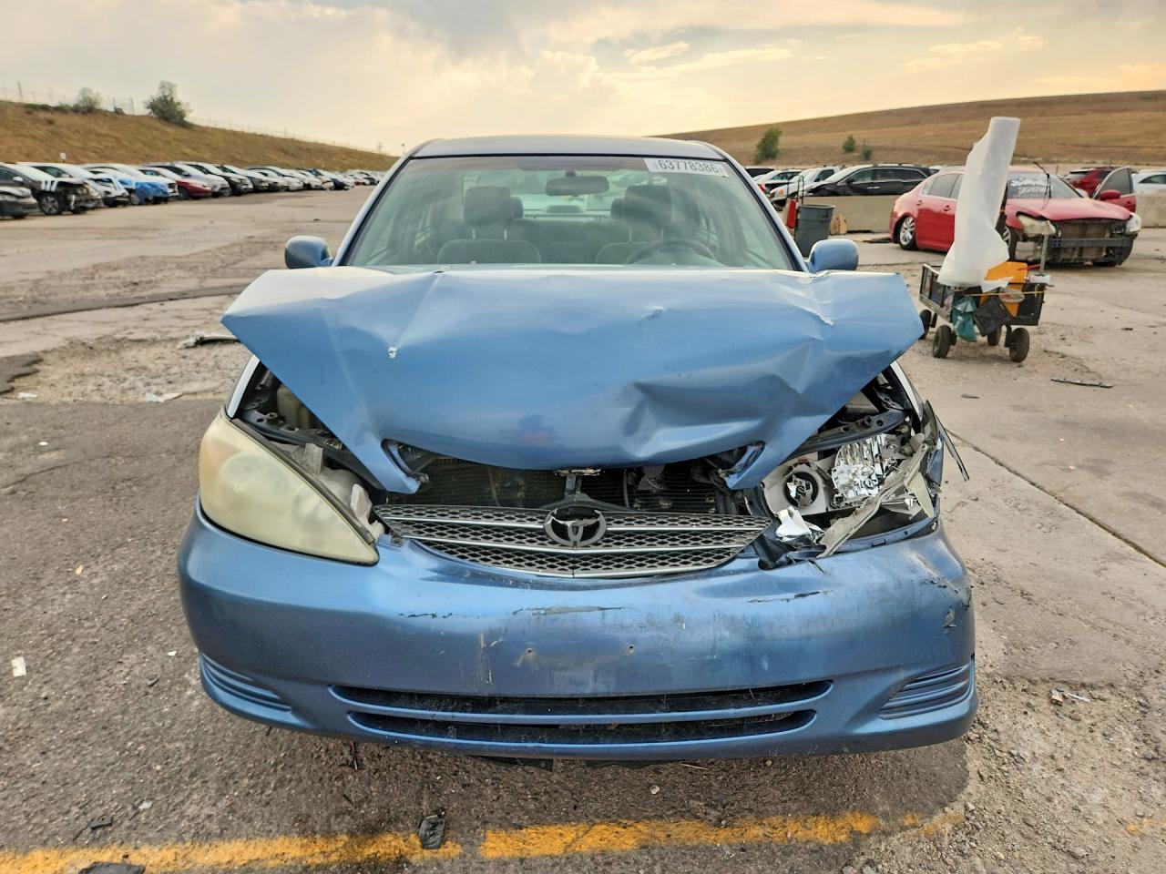 2004 Toyota Camry Le Blue vin: 4T1BE32K44U894167