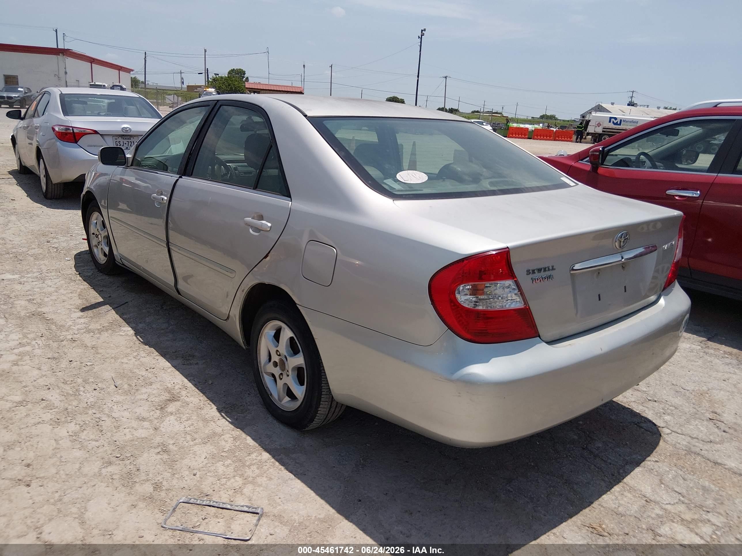 2004 Toyota Camry Std Gold vin: 4T1BE32K44U910982