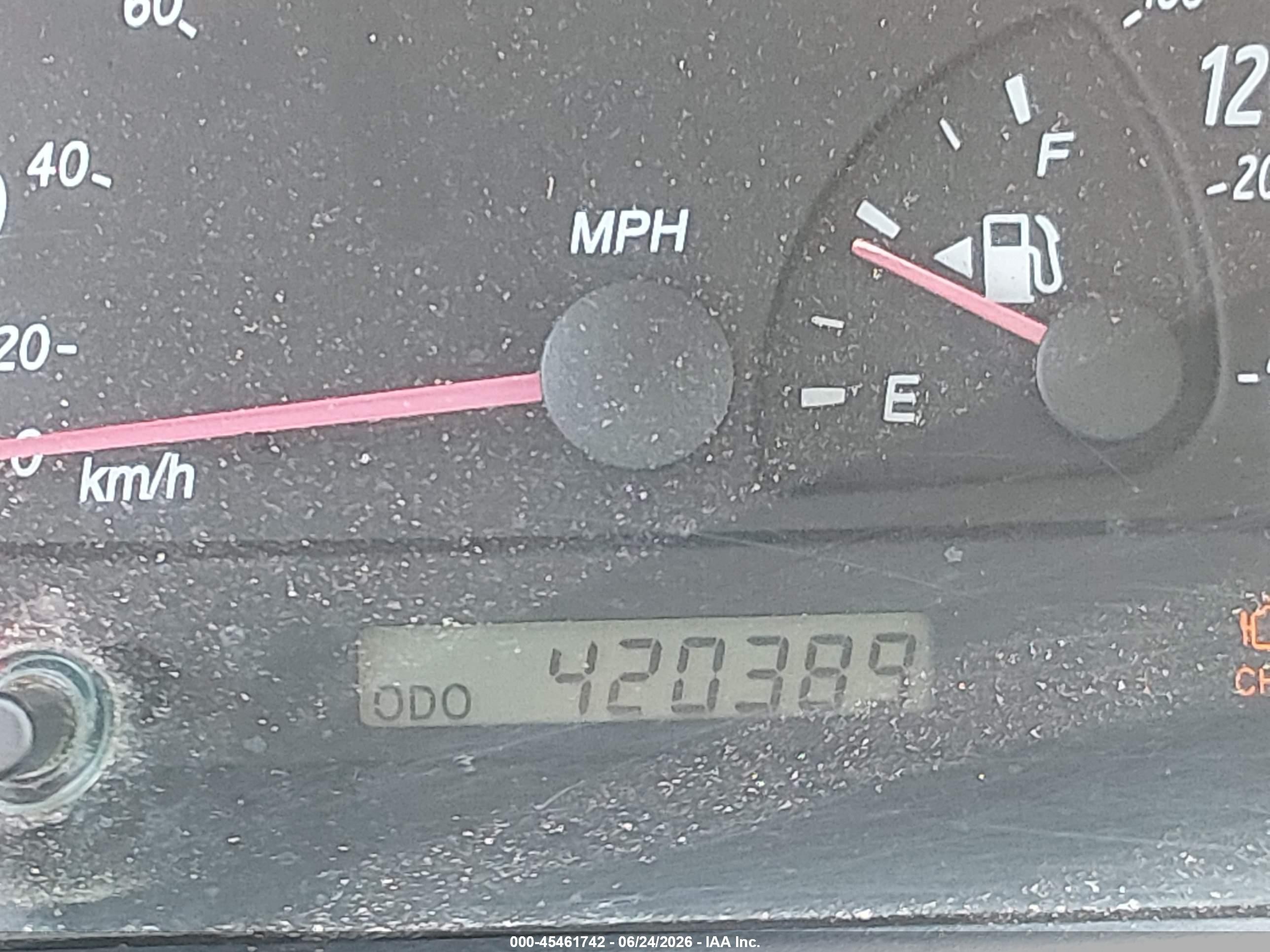 2004 Toyota Camry Std Gold vin: 4T1BE32K44U910982