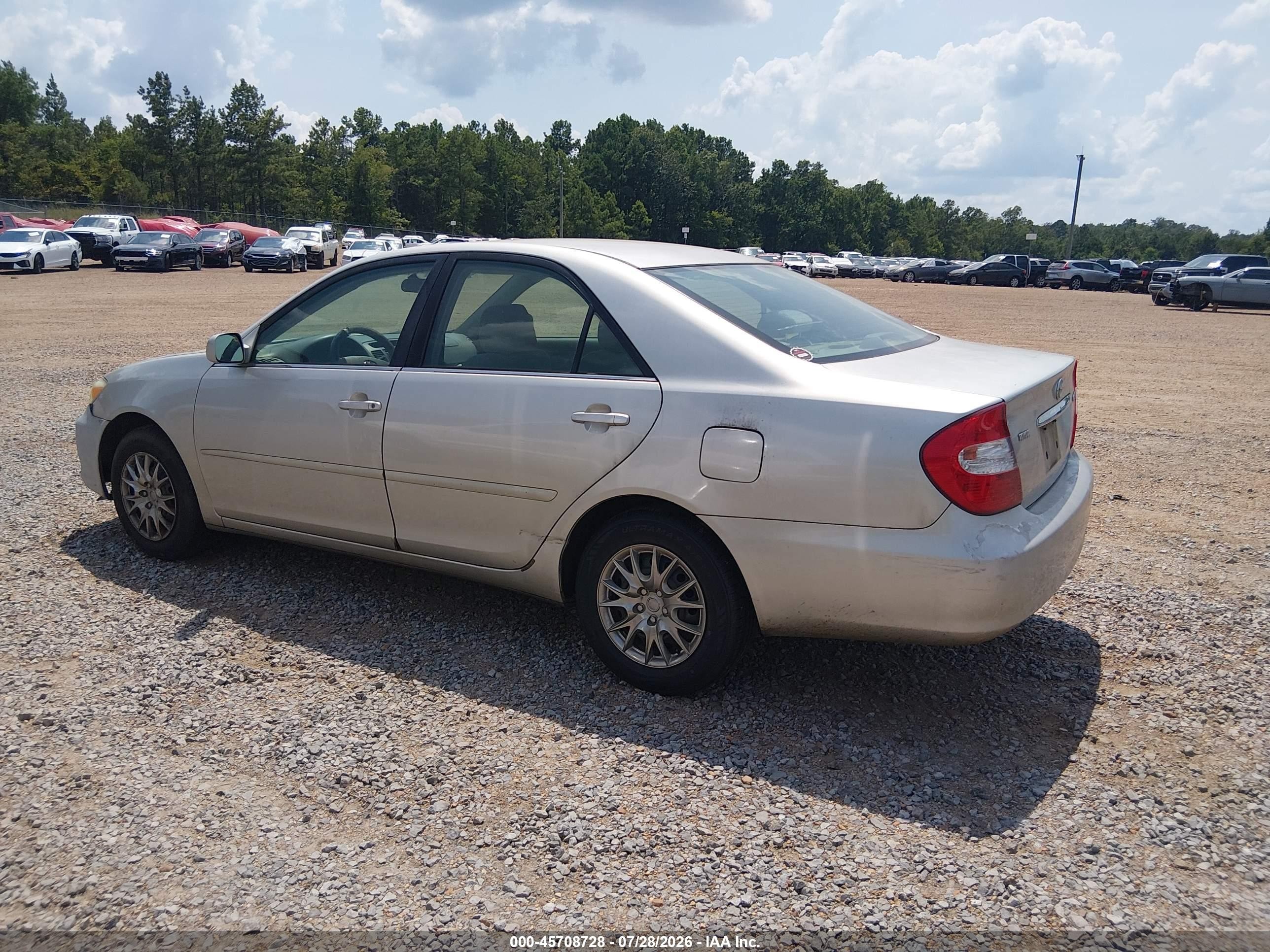 2004 Toyota Camry Std Silver vin: 4T1BE32K44U913090