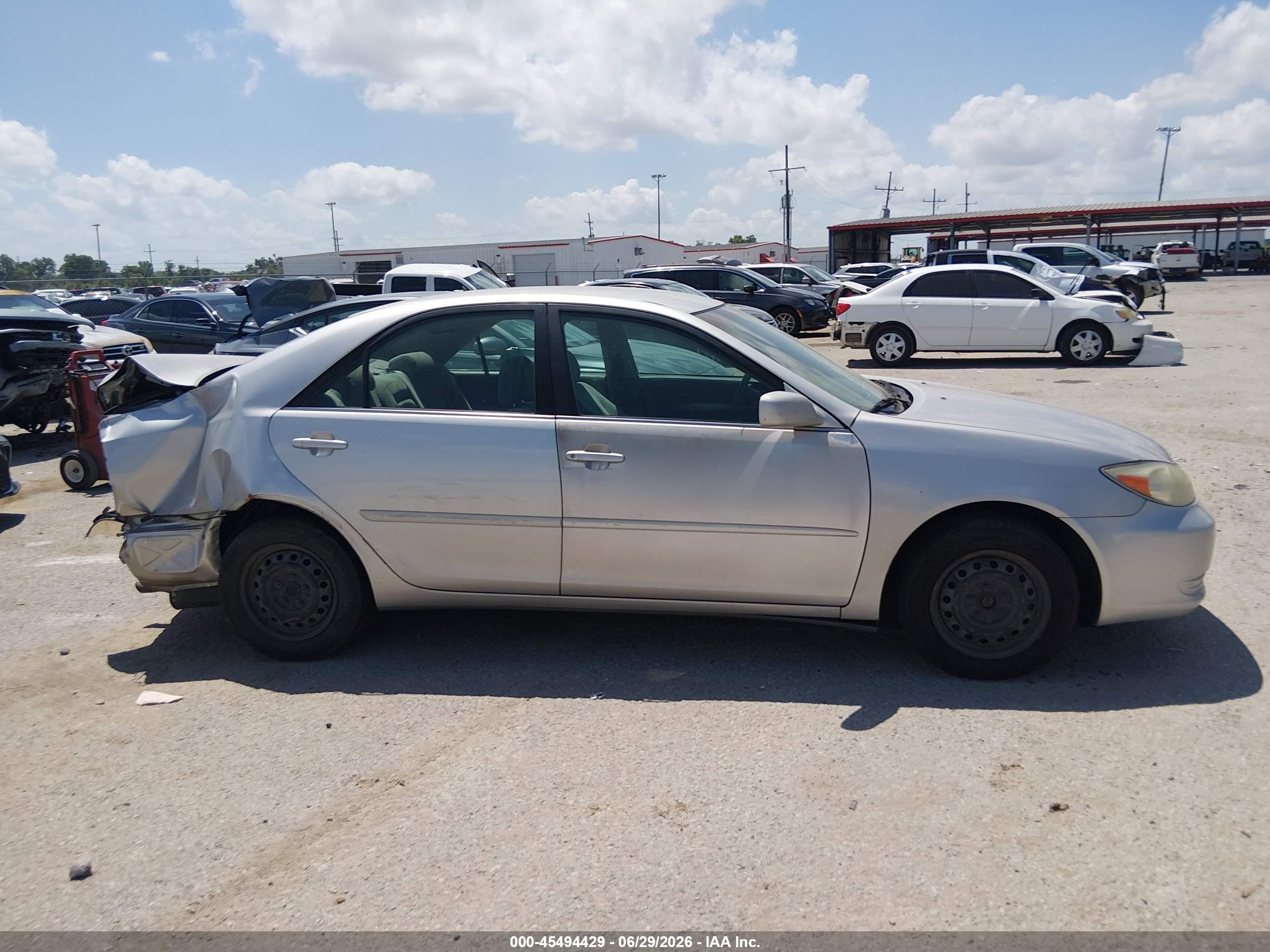 2004 Toyota Camry Std Silver vin: 4T1BE32K44U915020