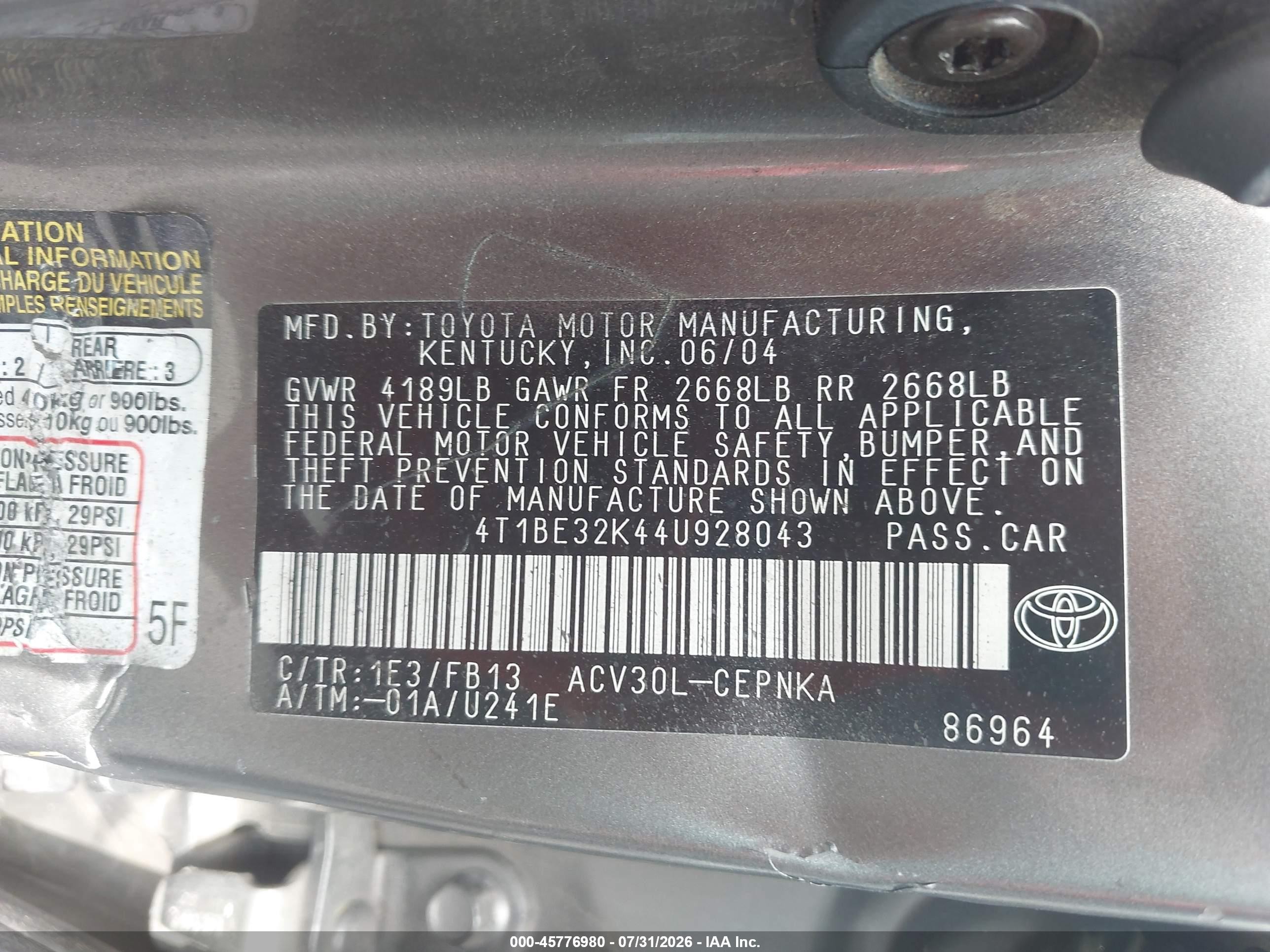 2004 Toyota Camry Le Gray vin: 4T1BE32K44U928043