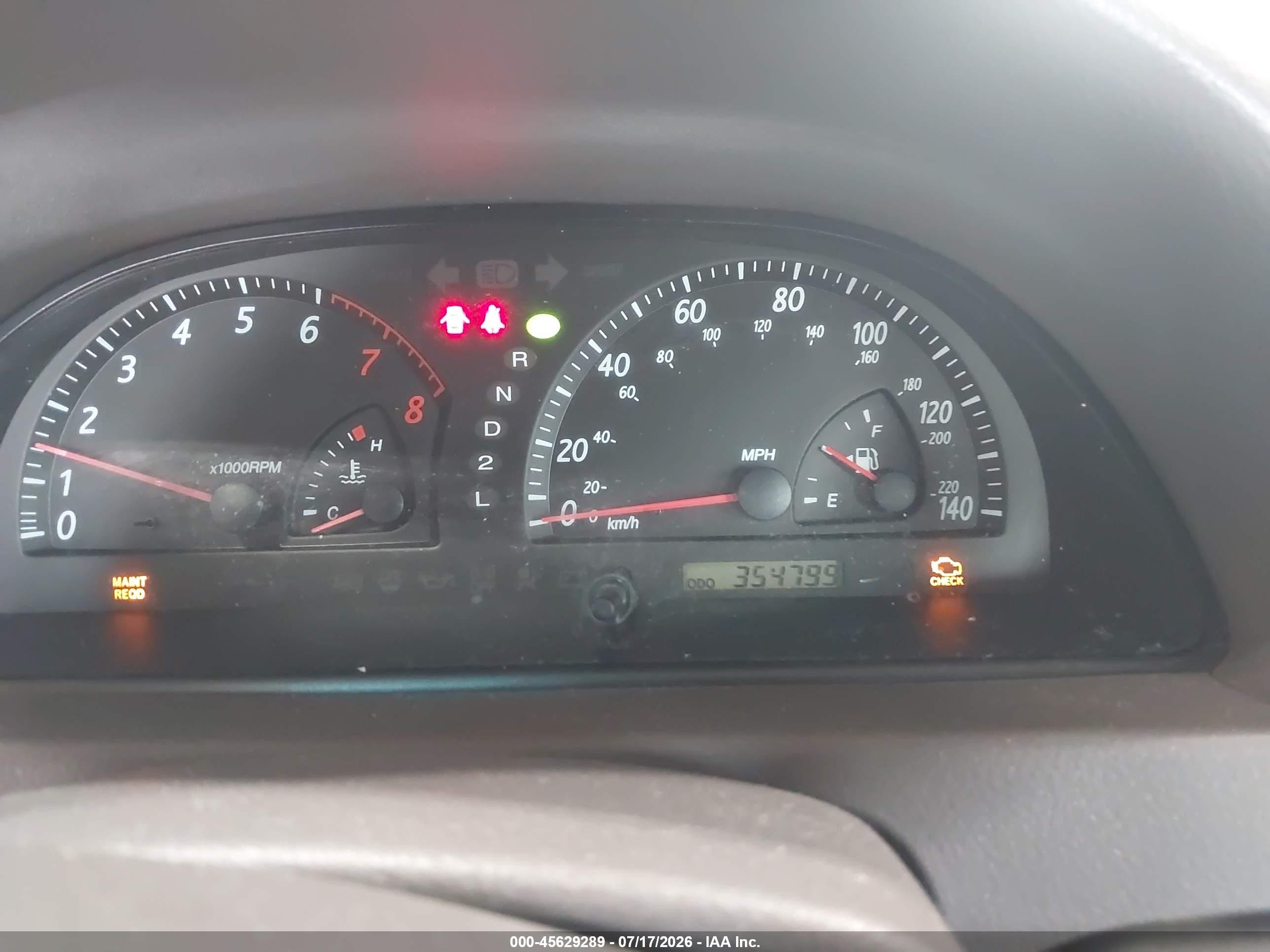 2004 Toyota Camry Le Gray vin: 4T1BE32K44U938104