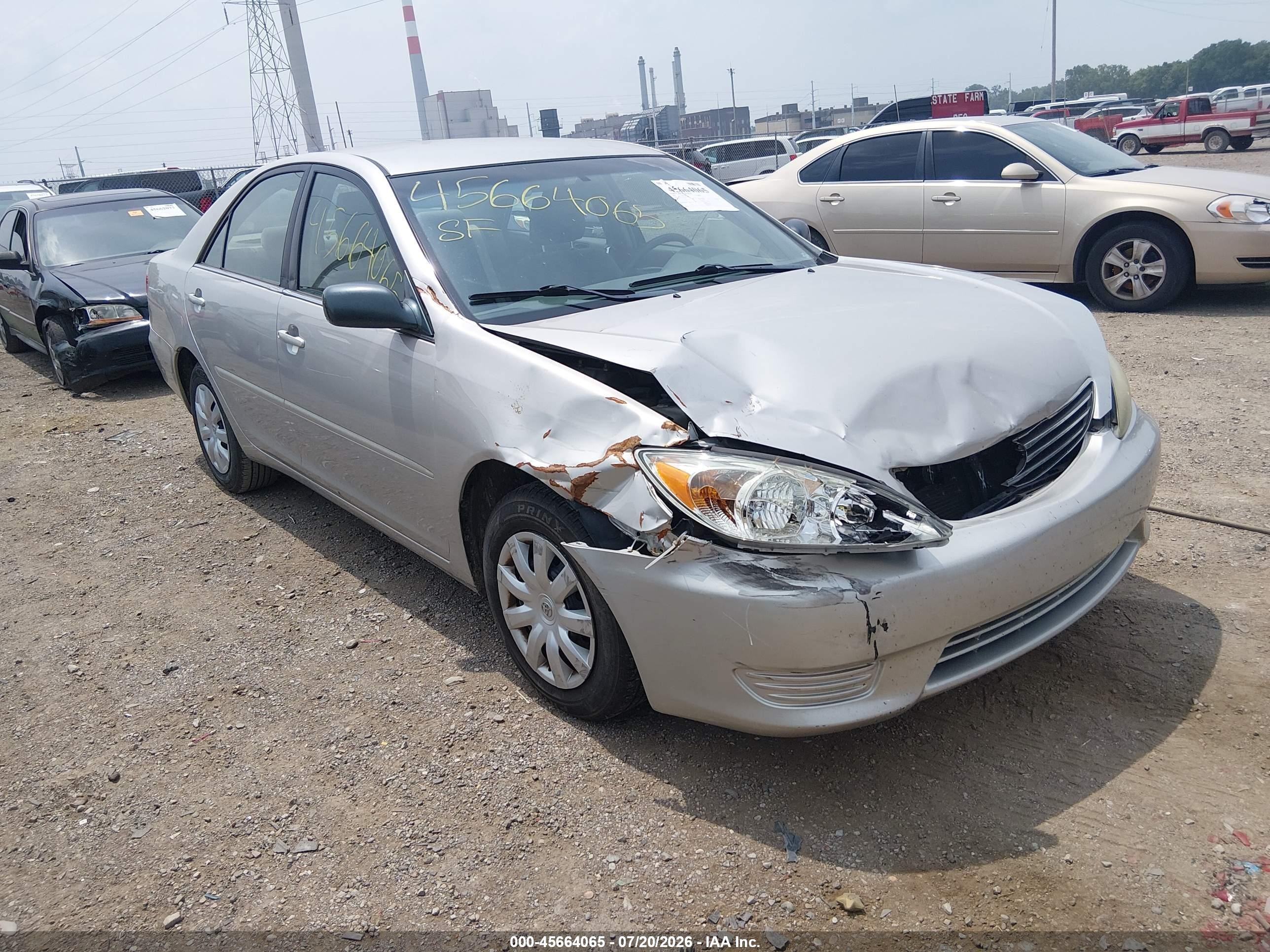 2005 Toyota Camry Std Silver vin: 4T1BE32K45U038790