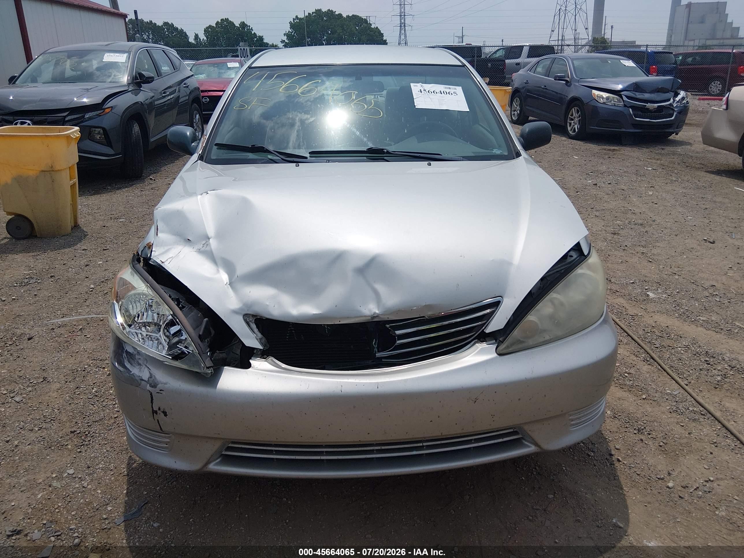 2005 Toyota Camry Std Серебряный vin: 4T1BE32K45U038790