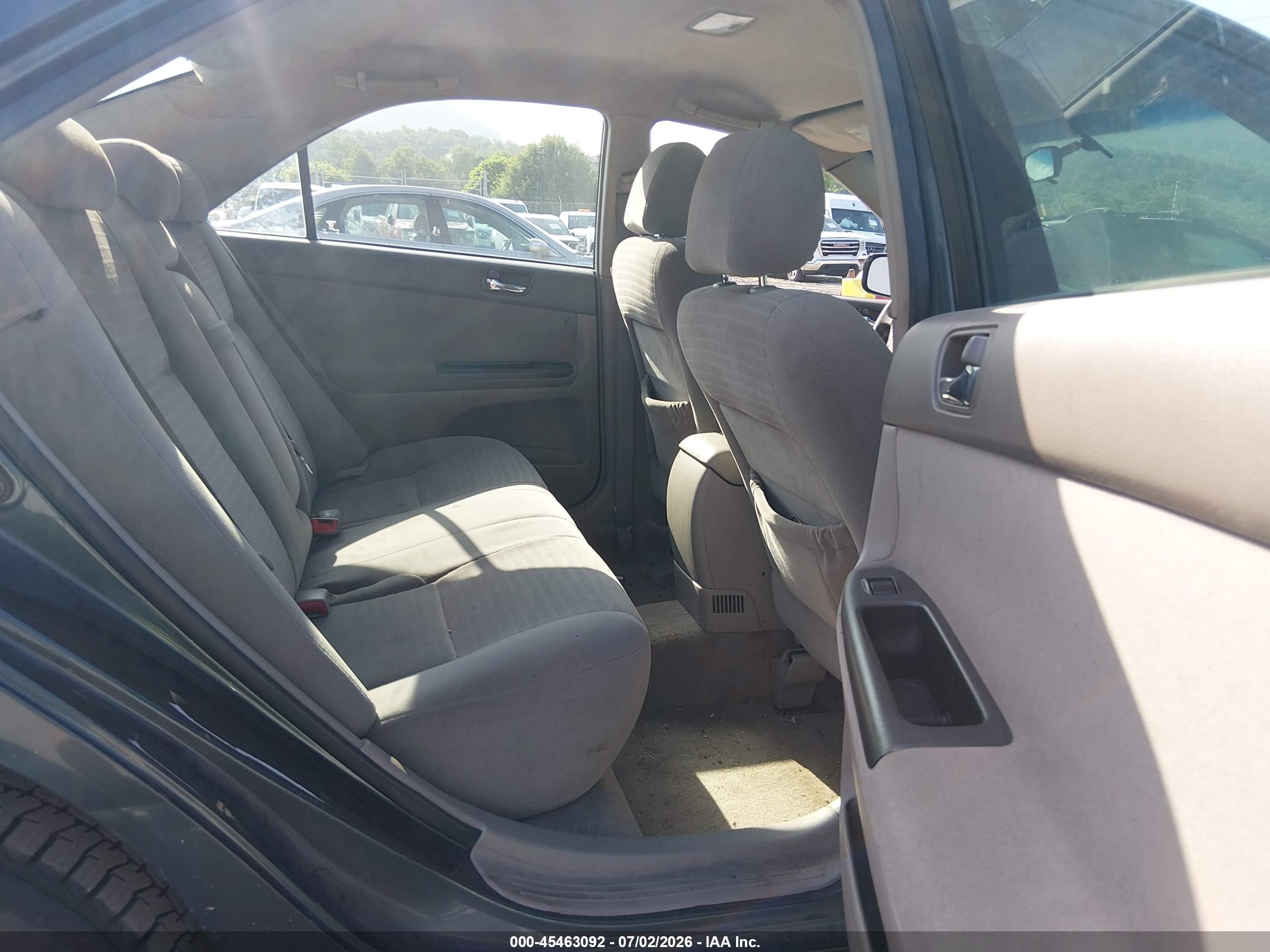 2005 Toyota Camry Le Blue vin: 4T1BE32K45U057792