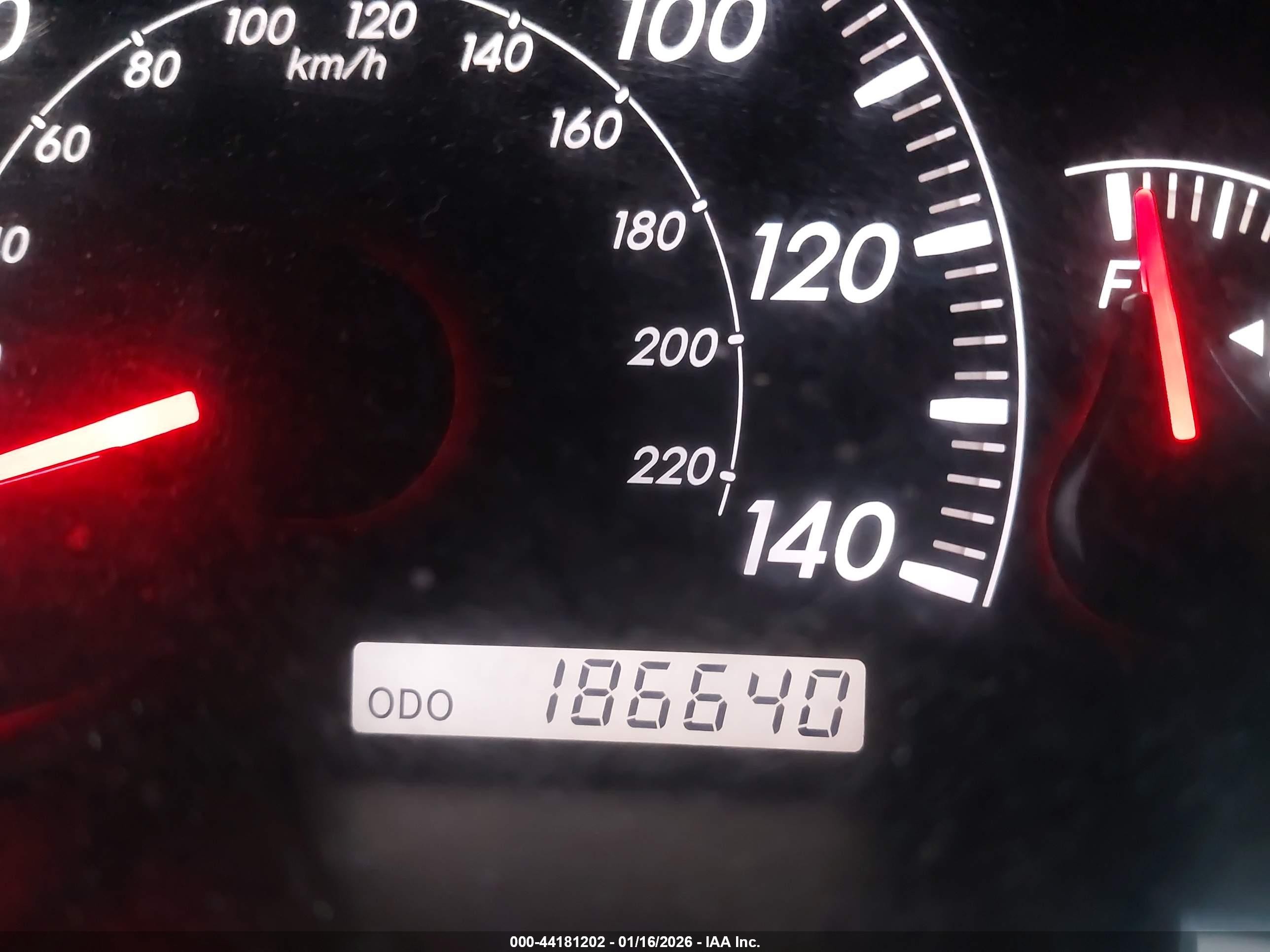 2005 Toyota Camry Le Green vin: 4T1BE32K45U061311