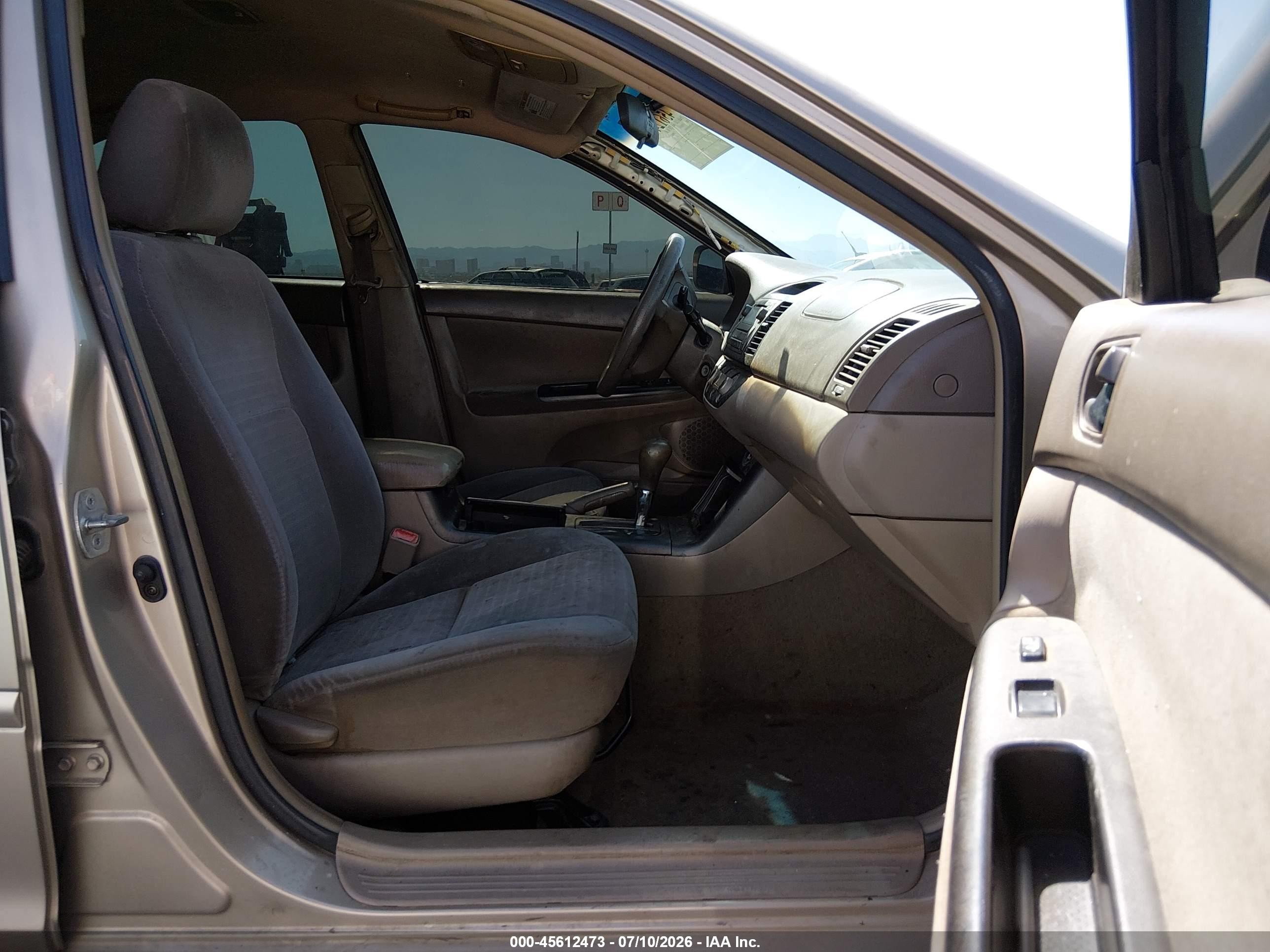 2005 Toyota Camry Le Beige vin: 4T1BE32K45U076925