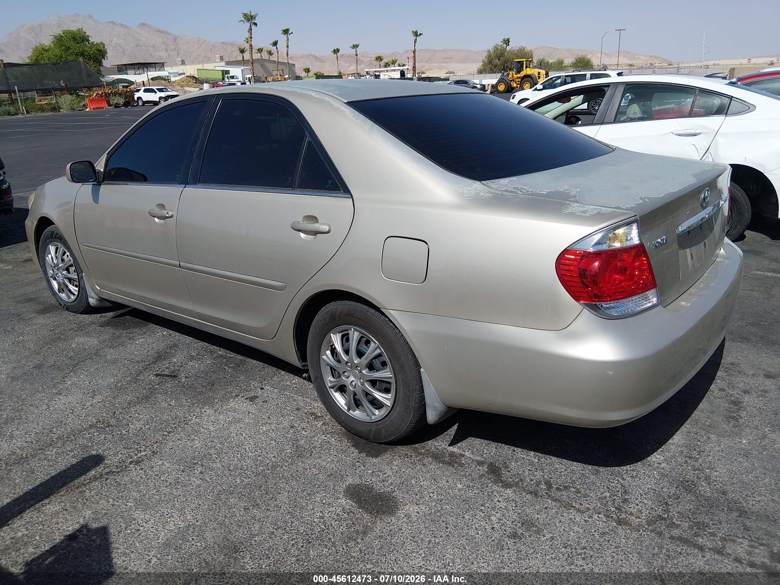 2005 Toyota Camry Le Beige vin: 4T1BE32K45U076925
