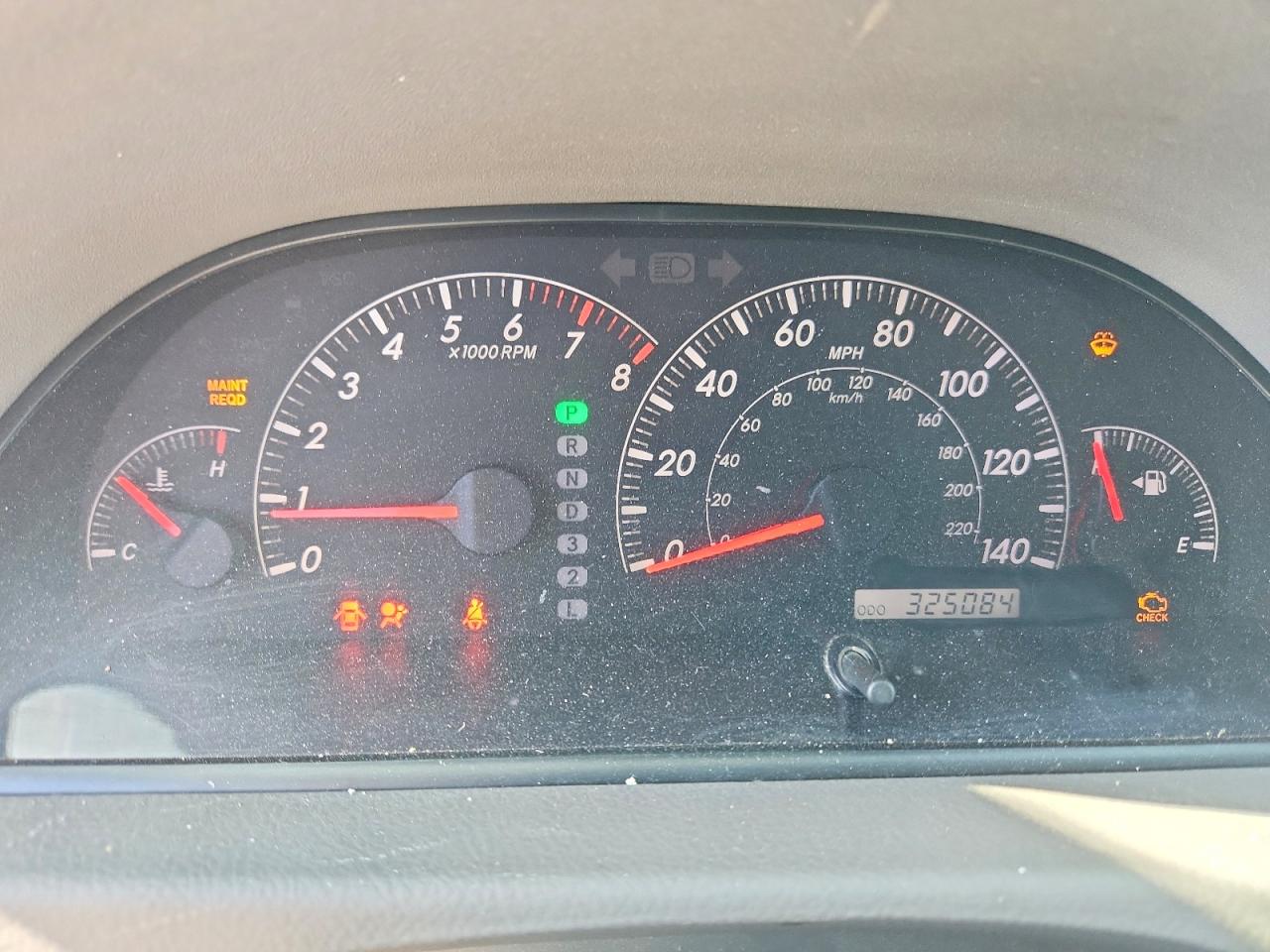 2005 Toyota Camry Le Silver vin: 4T1BE32K45U077136