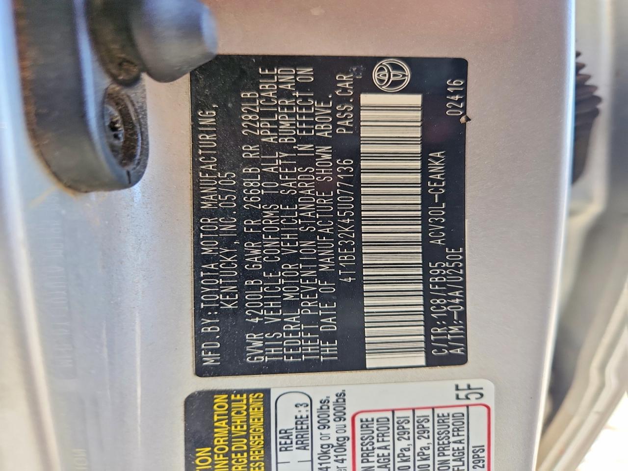 2005 Toyota Camry Le Silver vin: 4T1BE32K45U077136