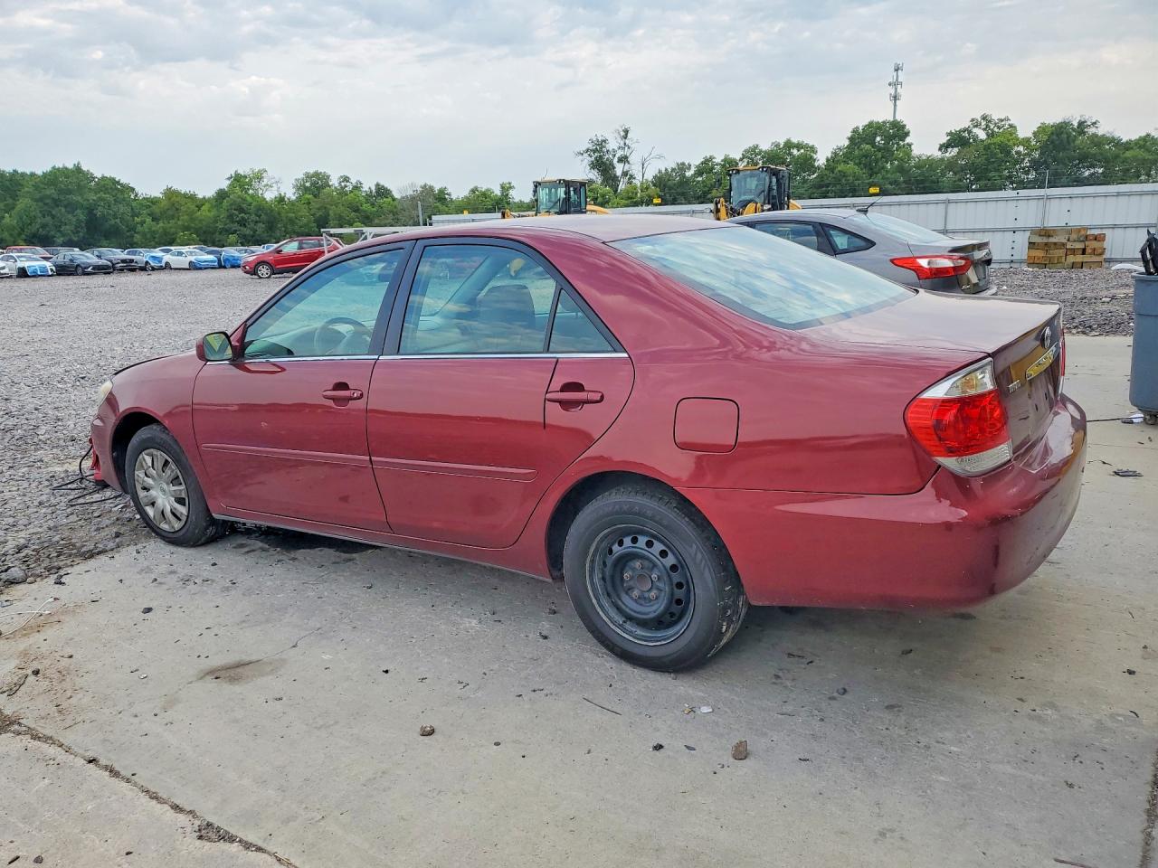 2005 Toyota Camry Le Бордовый vin: 4T1BE32K45U390249