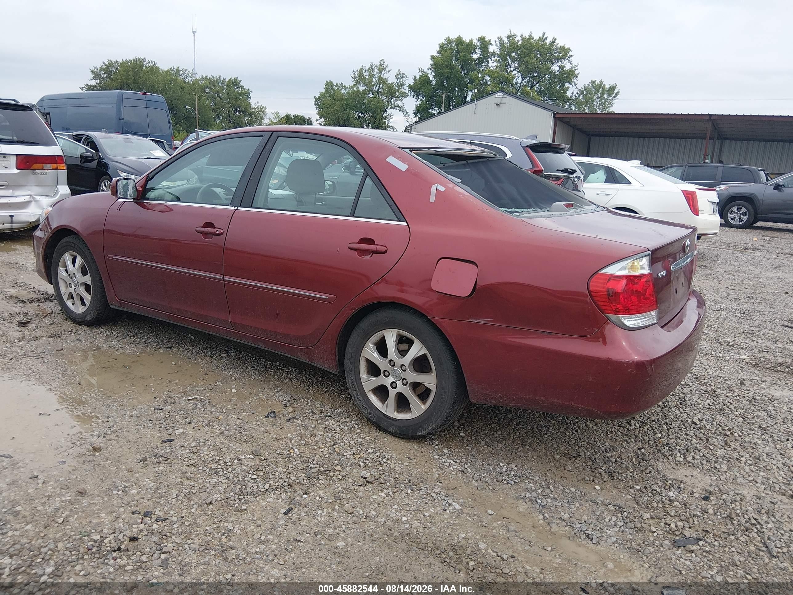 2005 Toyota Camry Xle Red vin: 4T1BE32K45U409446
