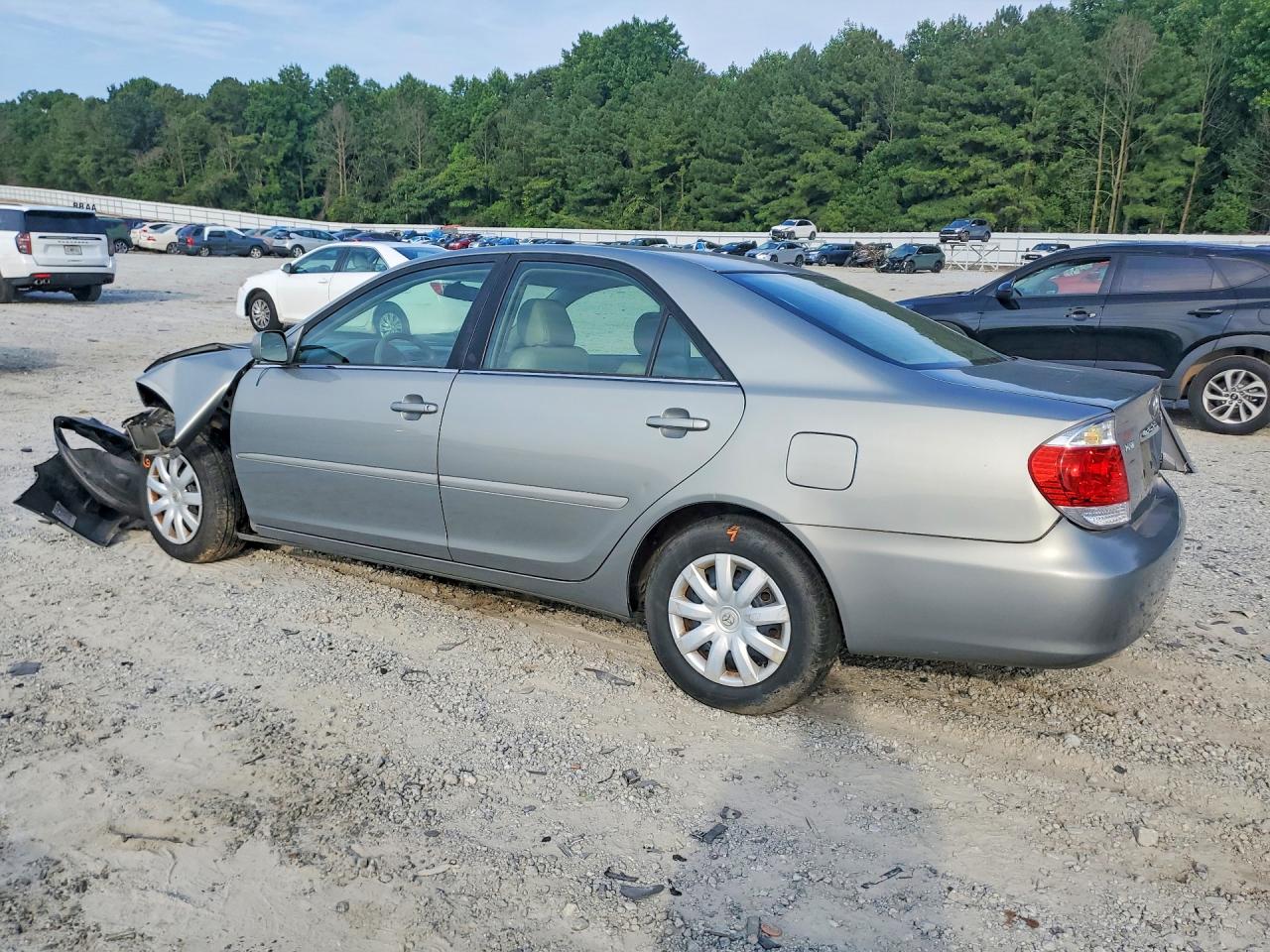 2005 Toyota Camry Le Gray vin: 4T1BE32K45U517937