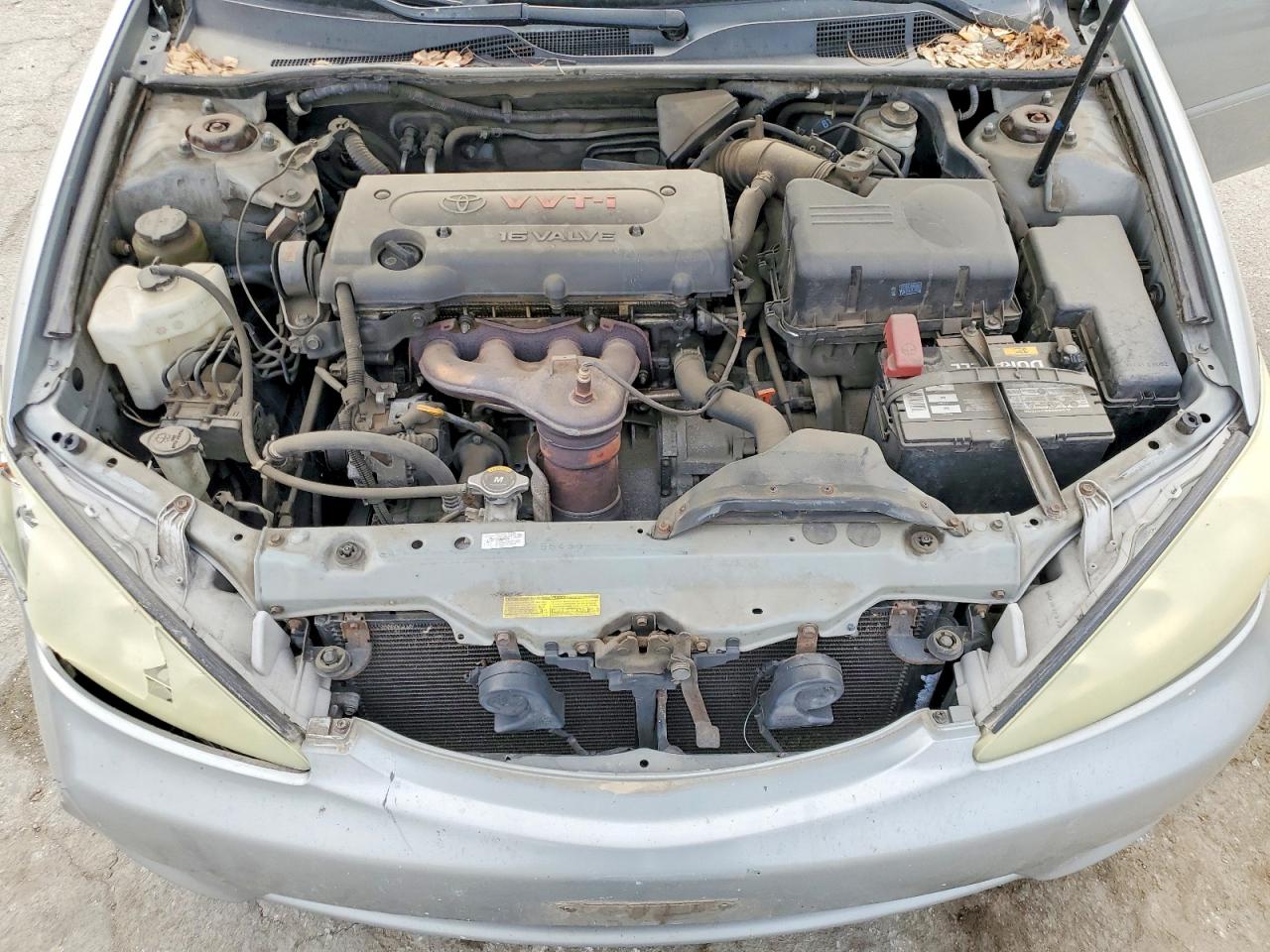 2005 Toyota Camry Le Silver vin: 4T1BE32K45U551408