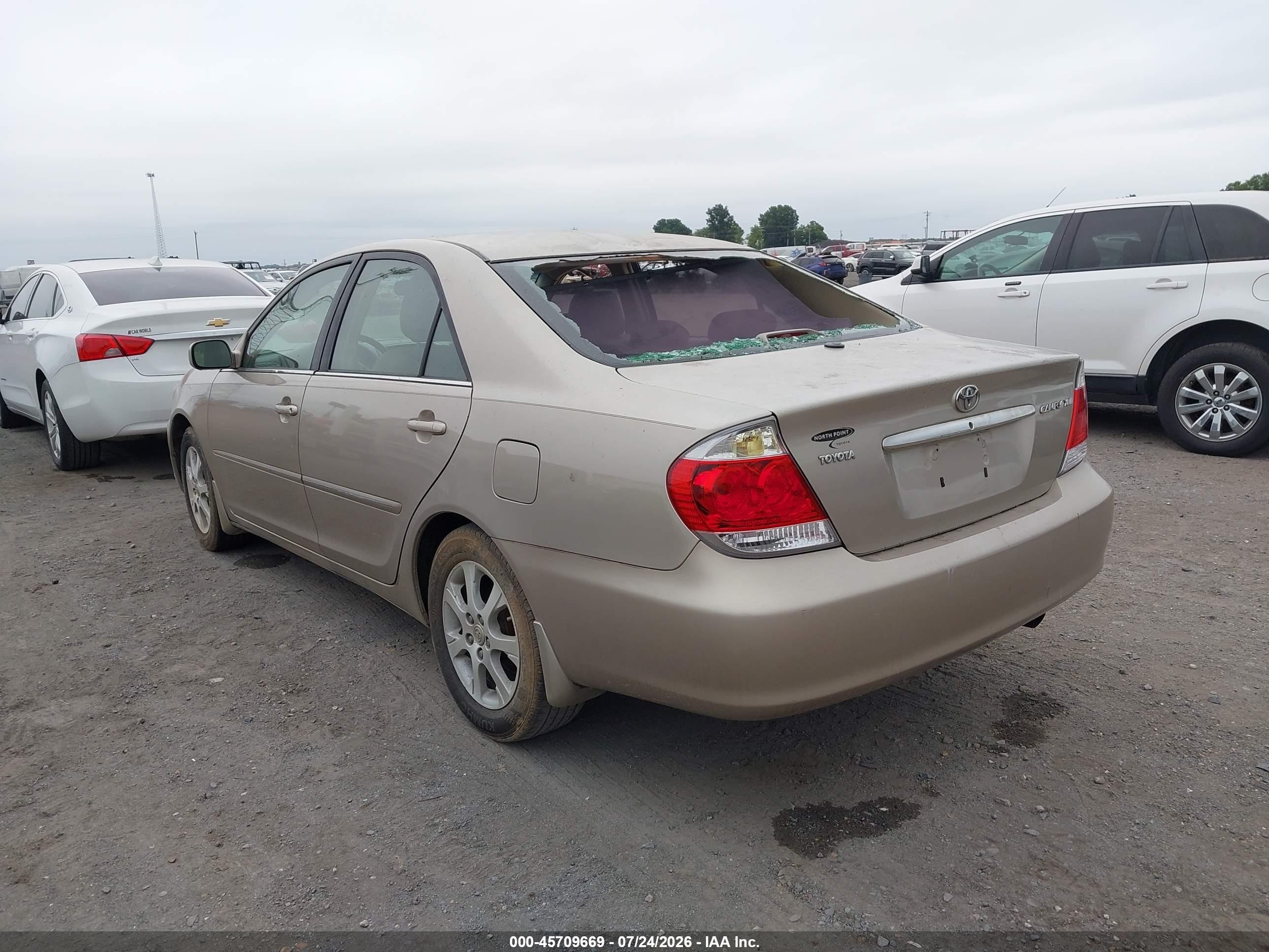 2005 Toyota Camry Xle Gold vin: 4T1BE32K45U619867