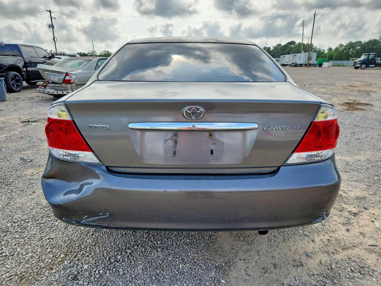 2005 Toyota Camry Standard Gray vin: 4T1BE32K45U622249