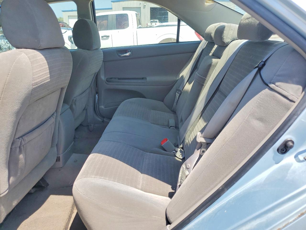 2005 Toyota Camry Le Blue vin: 4T1BE32K45U624907
