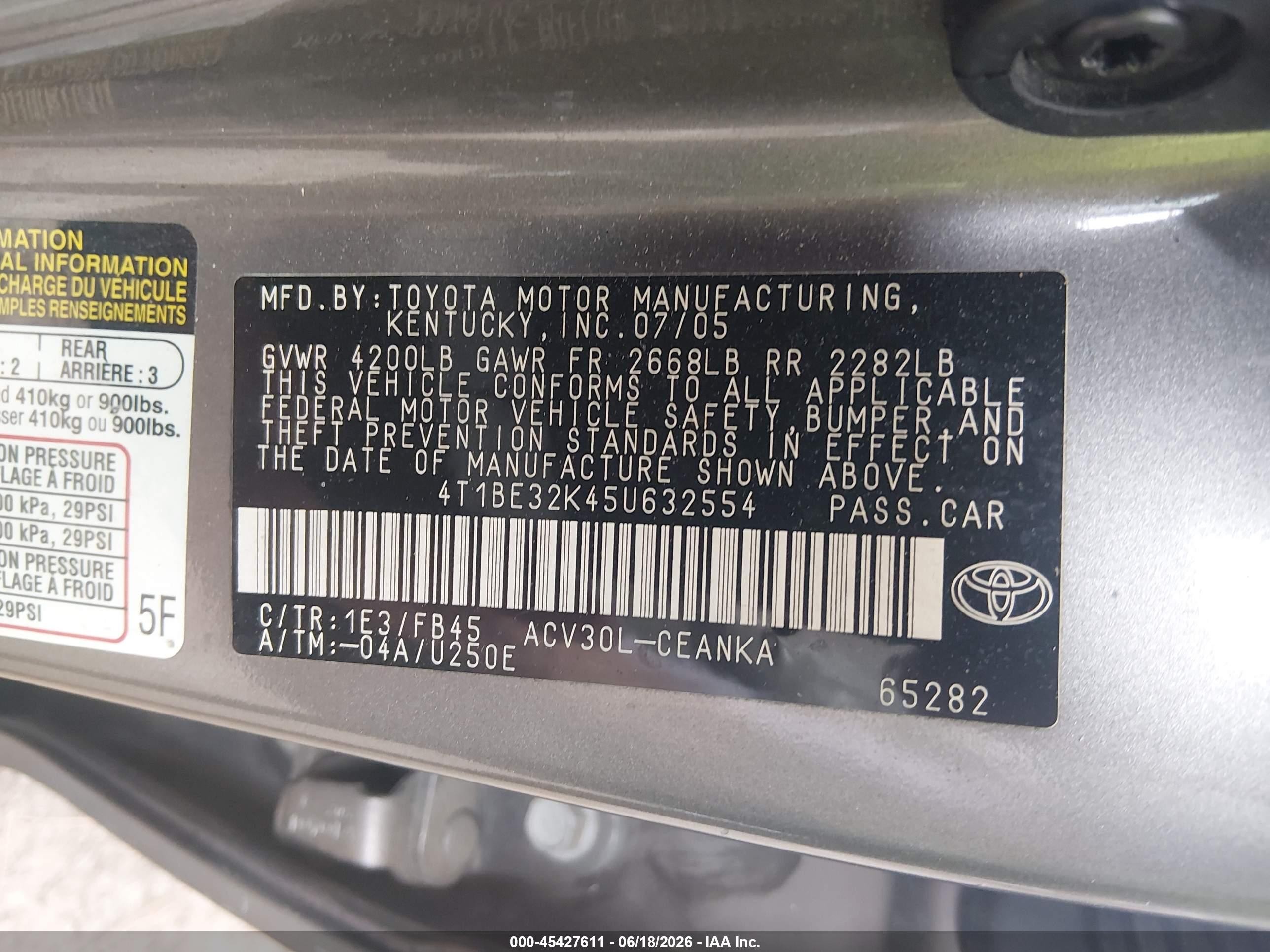 2005 Toyota Camry Le Gray vin: 4T1BE32K45U632554