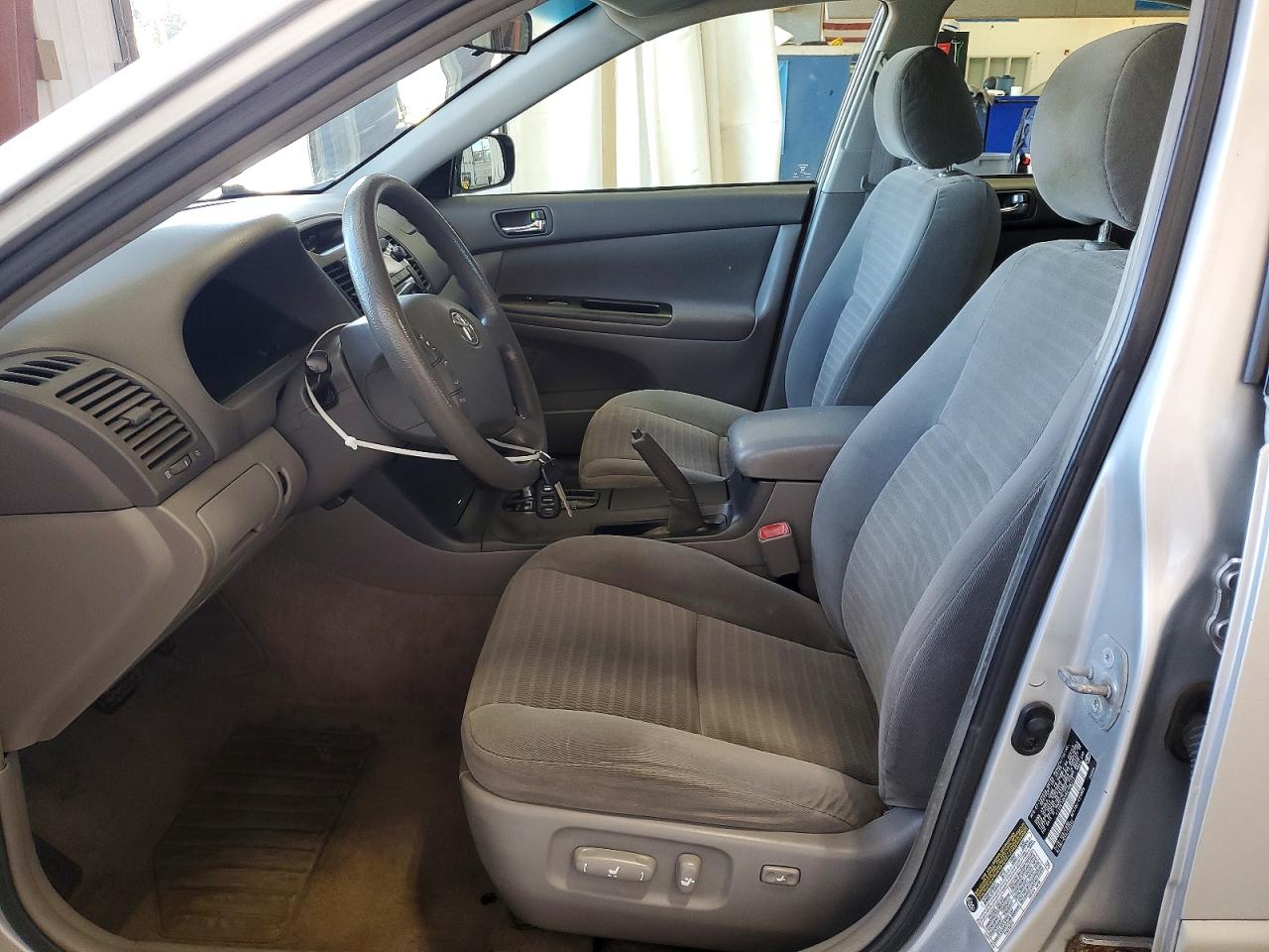 2006 Toyota Camry Le Gray vin: 4T1BE32K46U108273