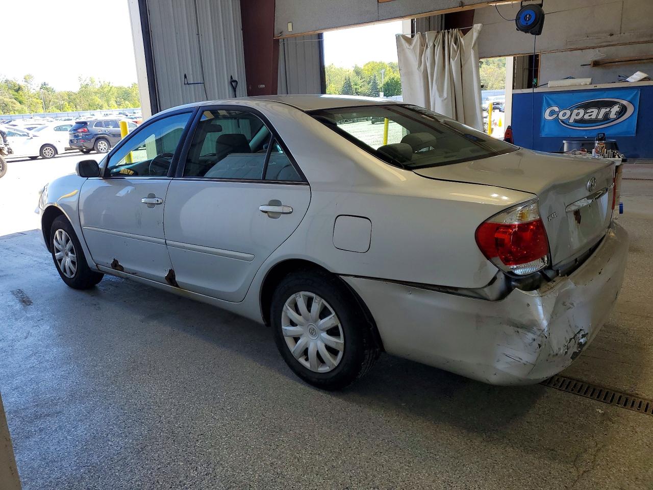 2006 Toyota Camry Le Gray vin: 4T1BE32K46U108273