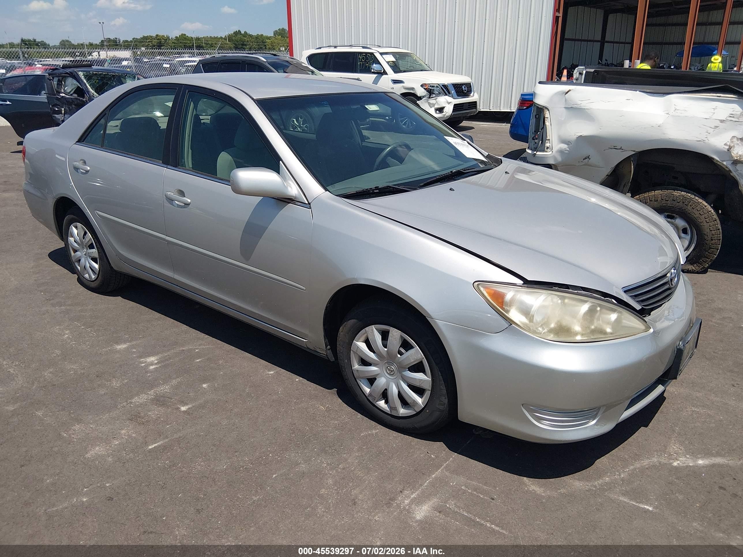 2006 Toyota Camry Le Gray vin: 4T1BE32K46U111609