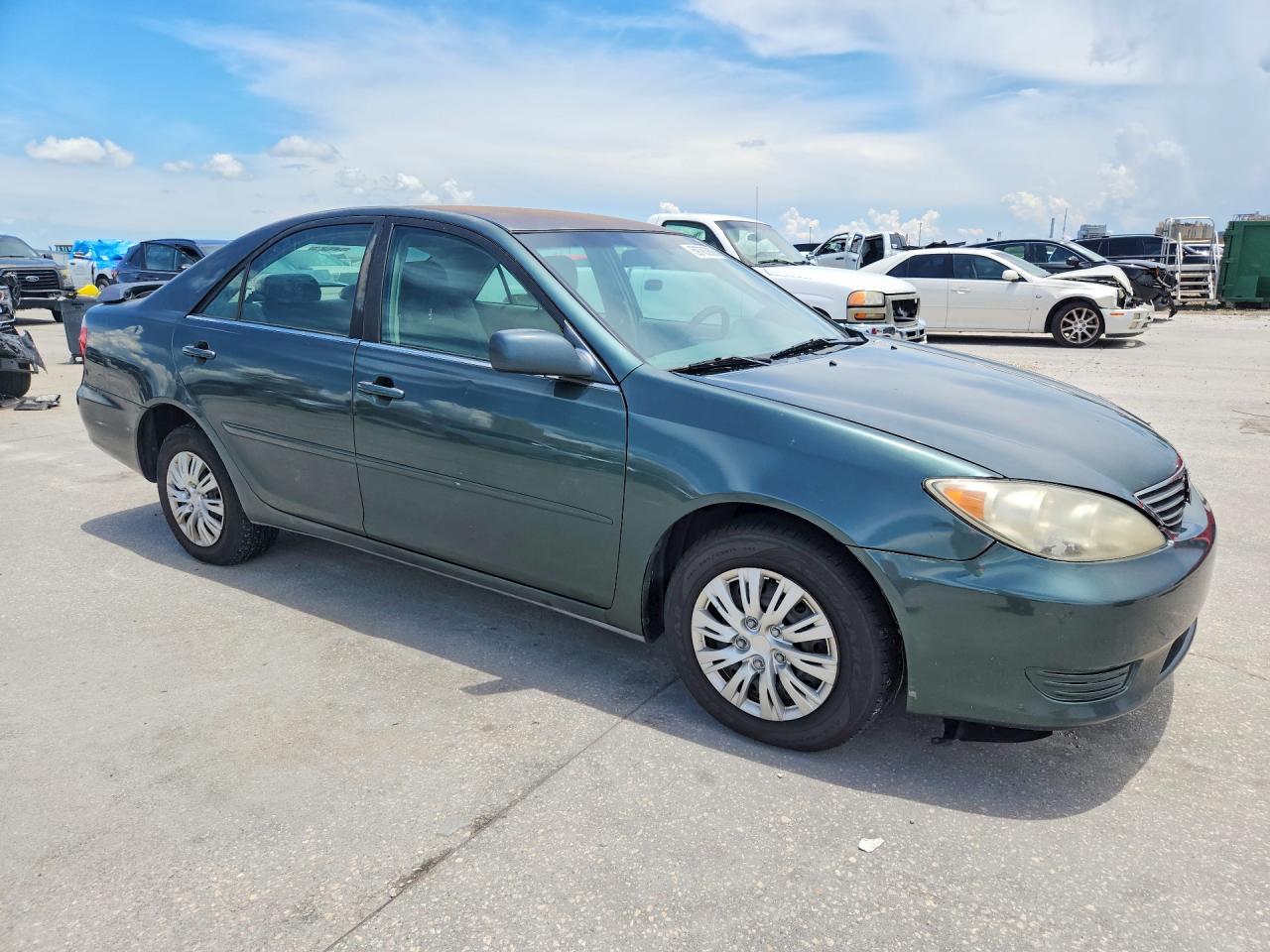 2006 Toyota Camry Le Green vin: 4T1BE32K46U133089