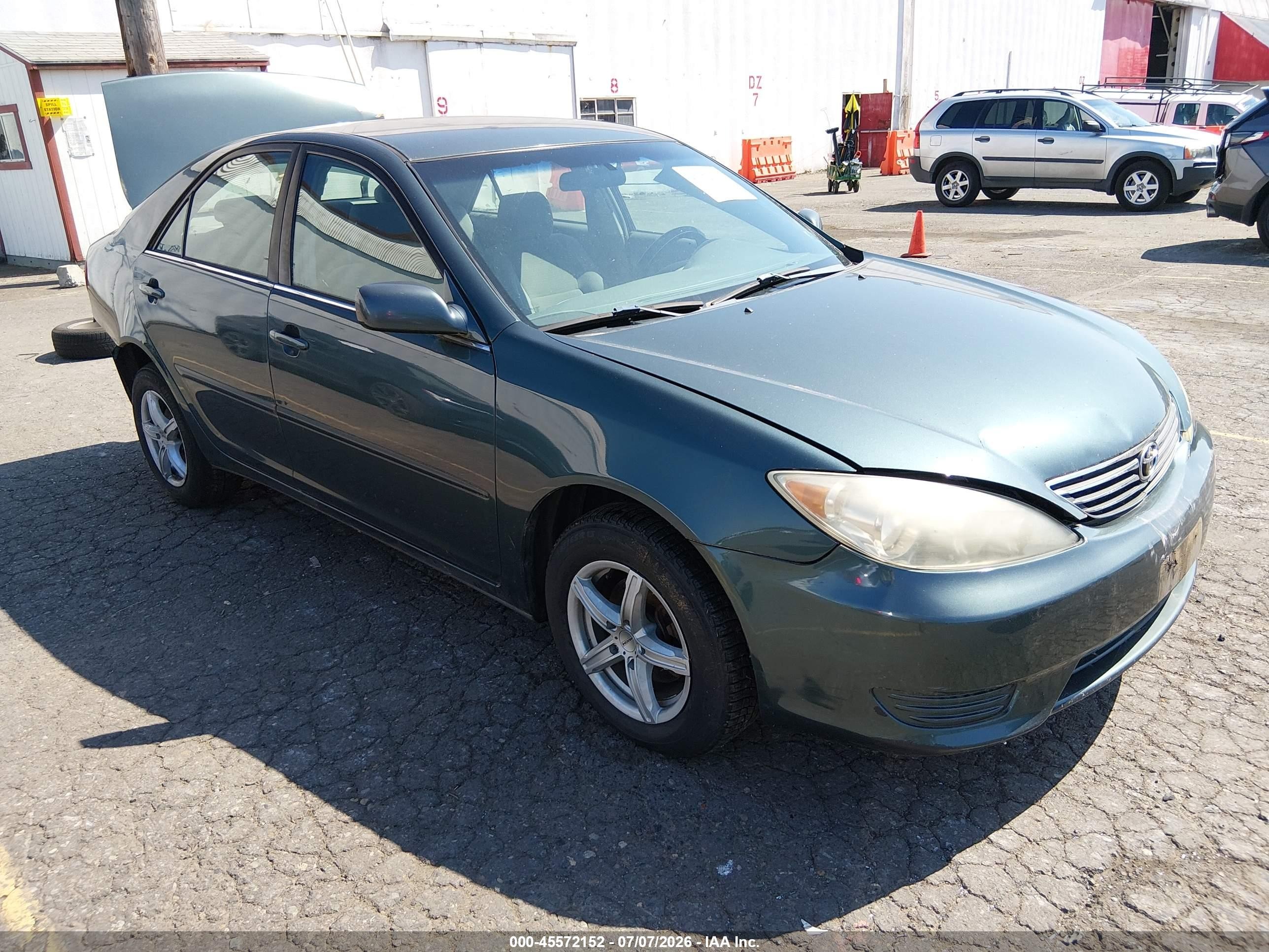2006 Toyota Camry Le Green vin: 4T1BE32K46U140446