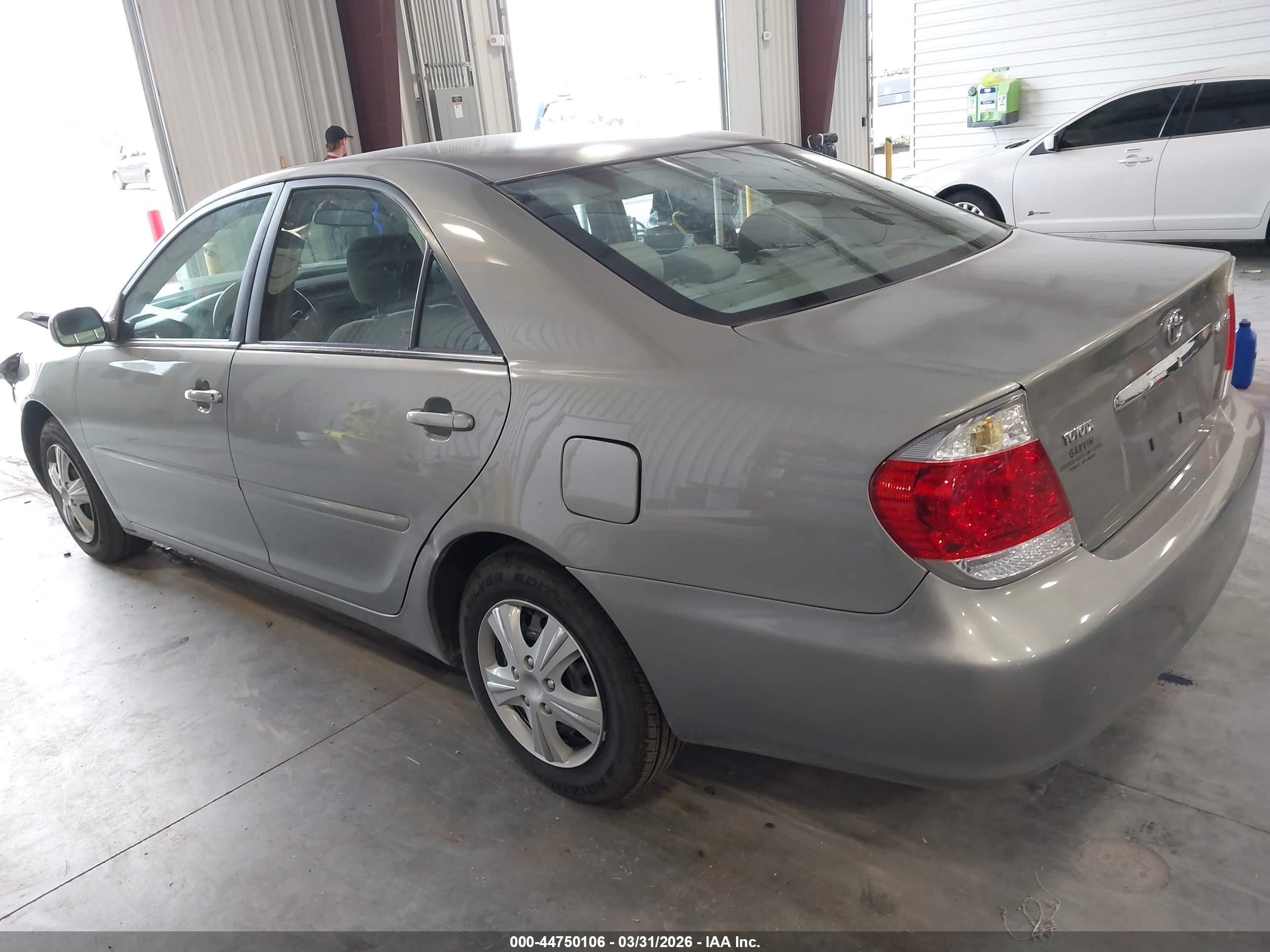 2006 Toyota Camry Le Pewter vin: 4T1BE32K46U716455