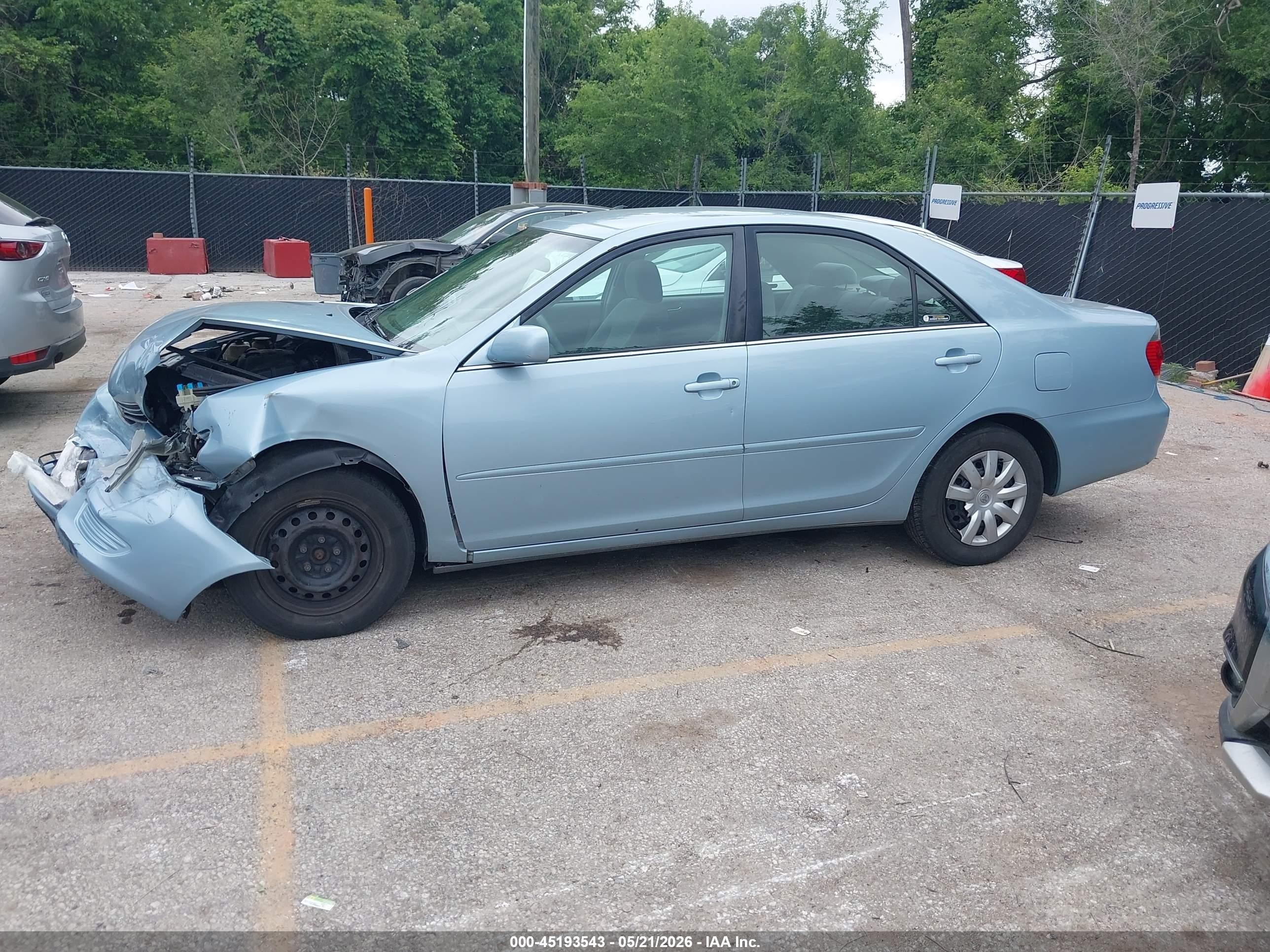 2006 Toyota Camry Le Blue vin: 4T1BE32K46U721672