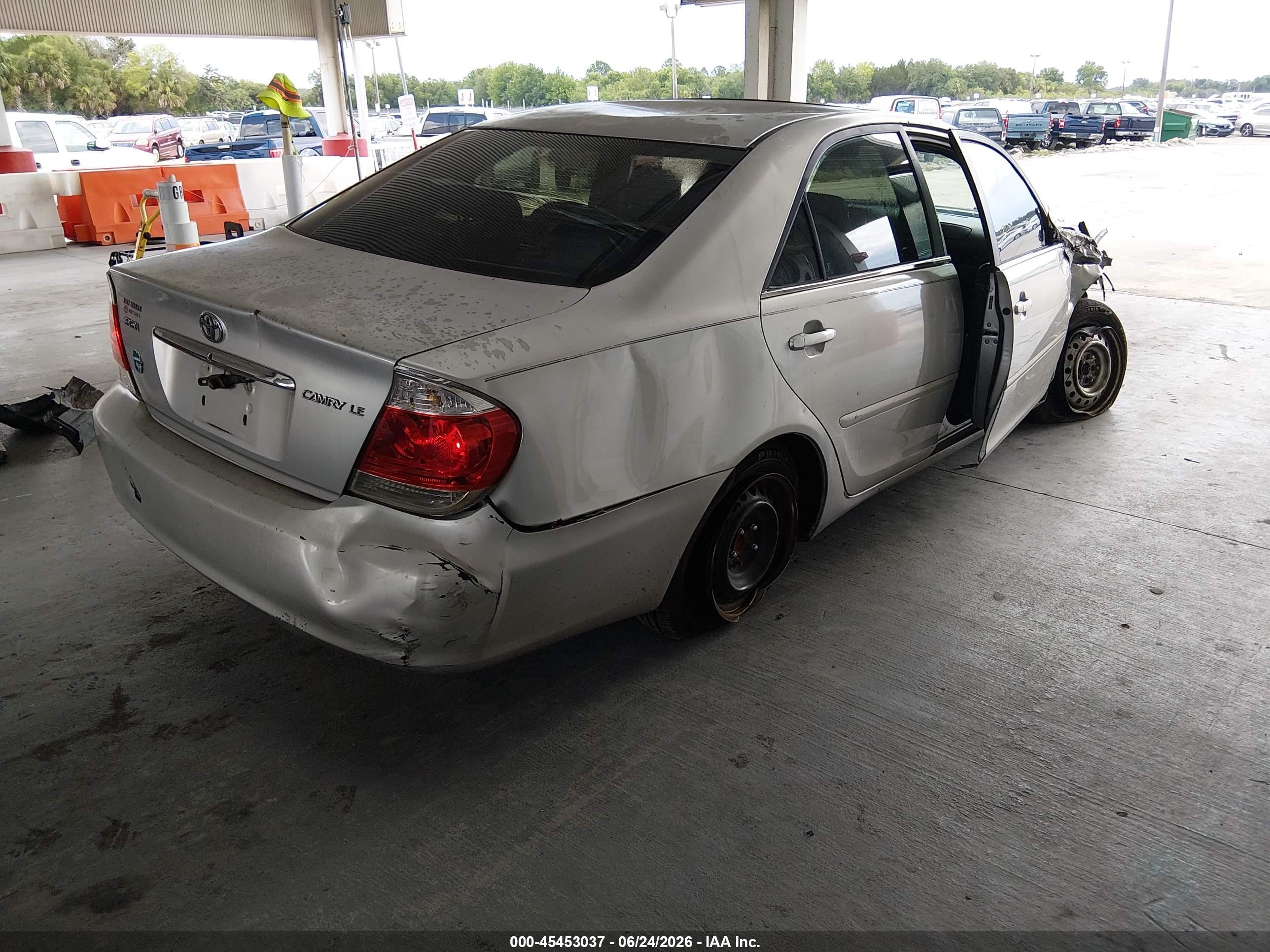 2006 Toyota Camry Le Champagne vin: 4T1BE32K46U727794