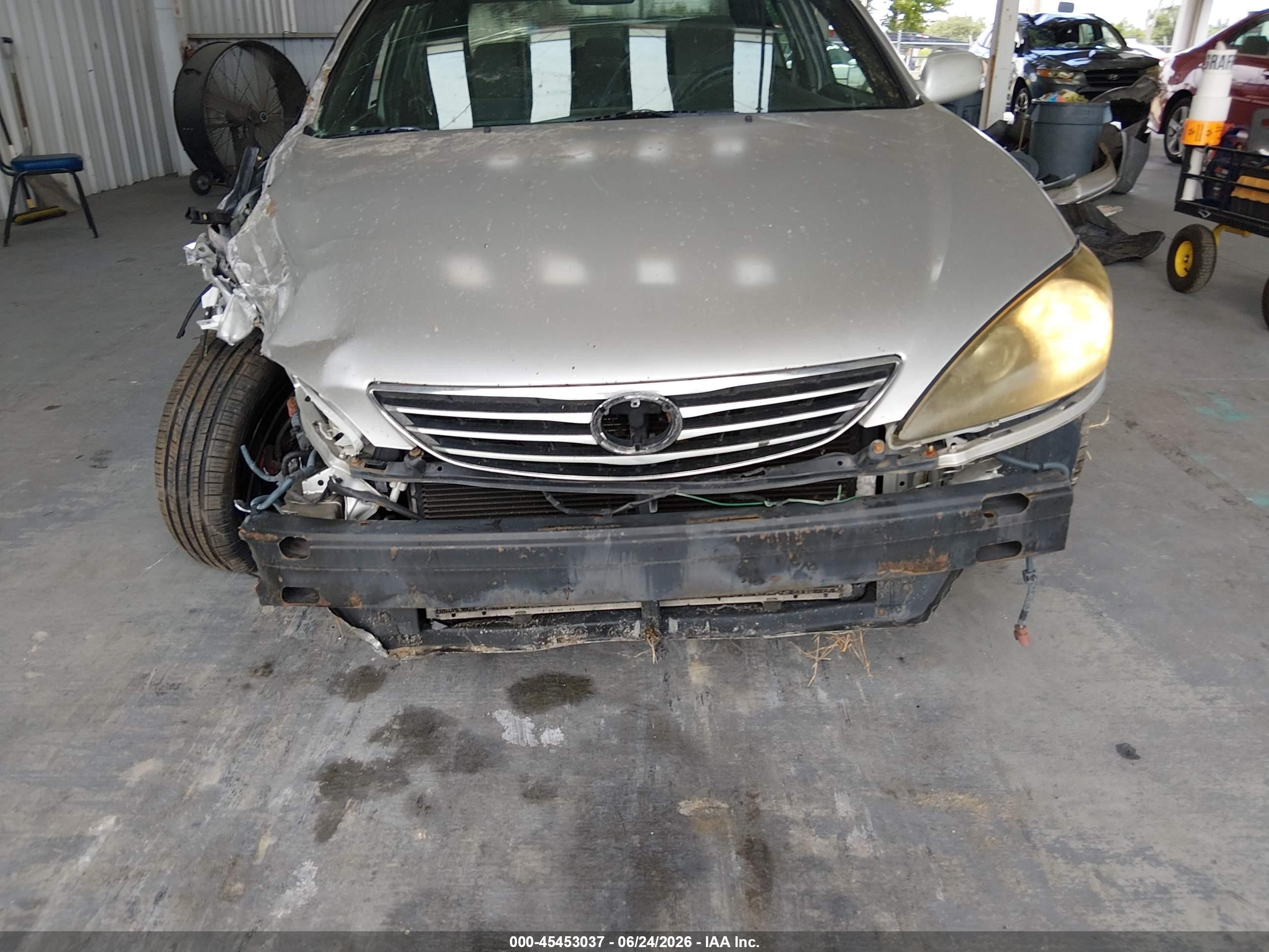 2006 Toyota Camry Le Champagne vin: 4T1BE32K46U727794
