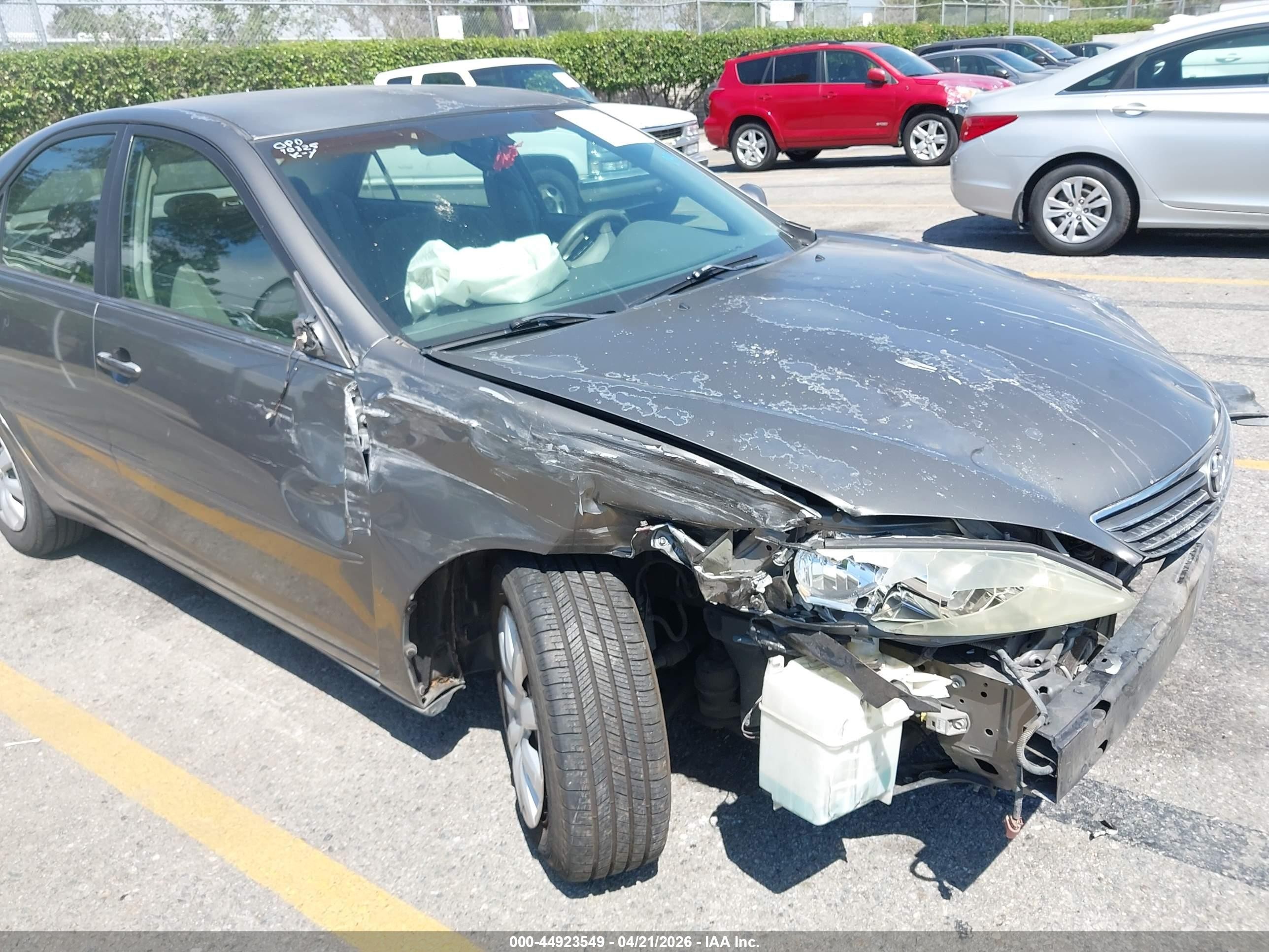 2006 Toyota Camry Le Gray vin: 4T1BE32K46U740058