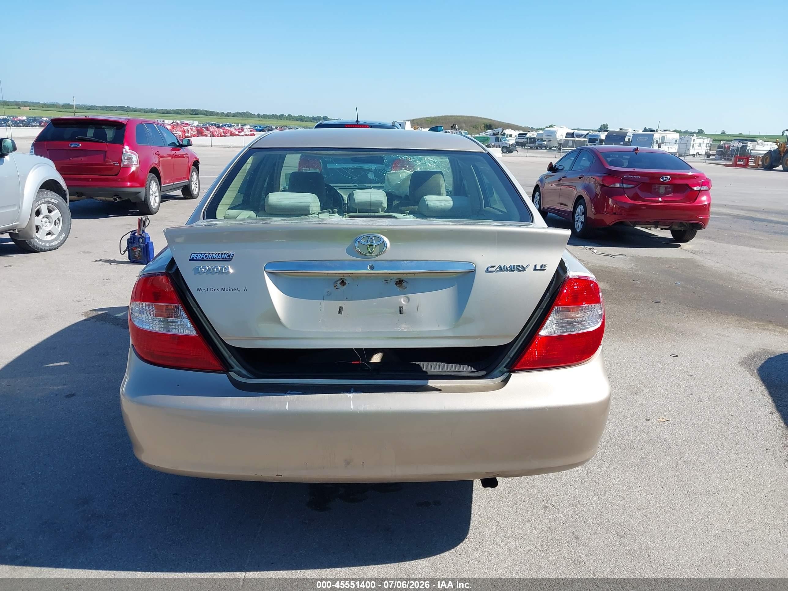 2006 Toyota Camry Le Gold vin: 4T1BE32K46U747799
