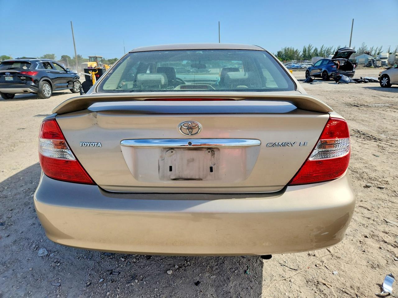 2002 Toyota Camry Le Желто-коричневый vin: 4T1BE32K52U014090