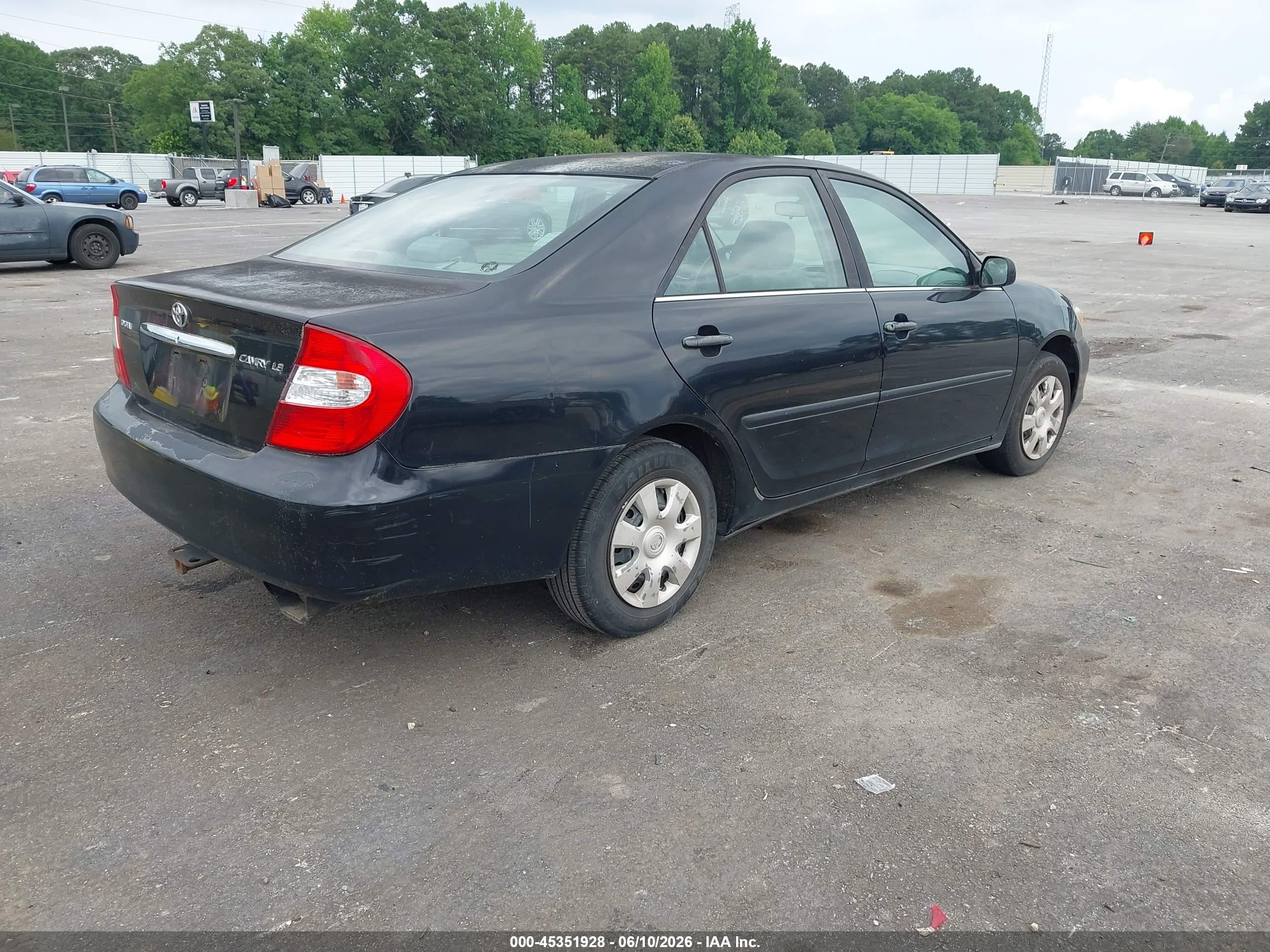2002 Toyota Camry Le Black vin: 4T1BE32K52U079764