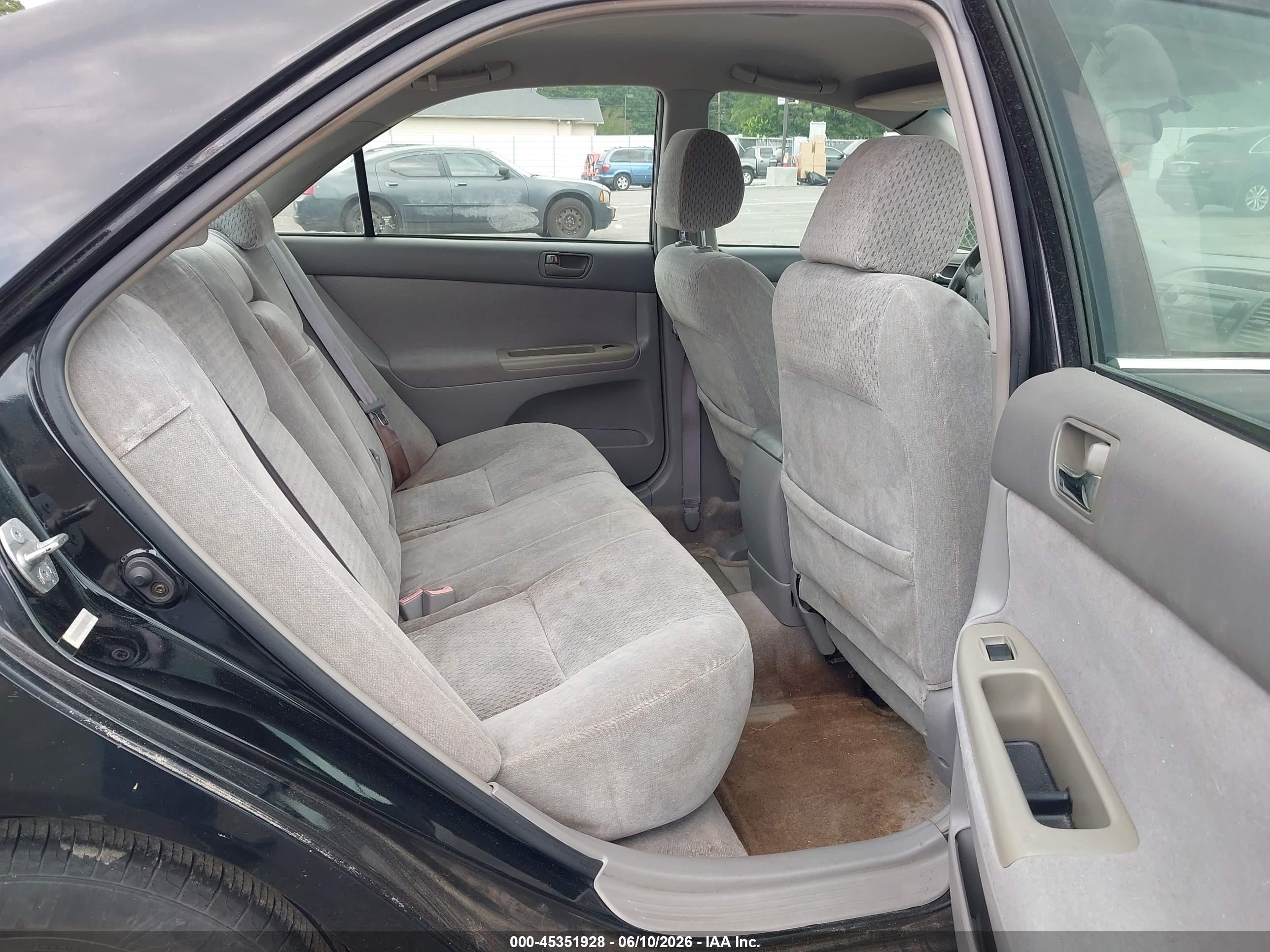 2002 Toyota Camry Le Black vin: 4T1BE32K52U079764