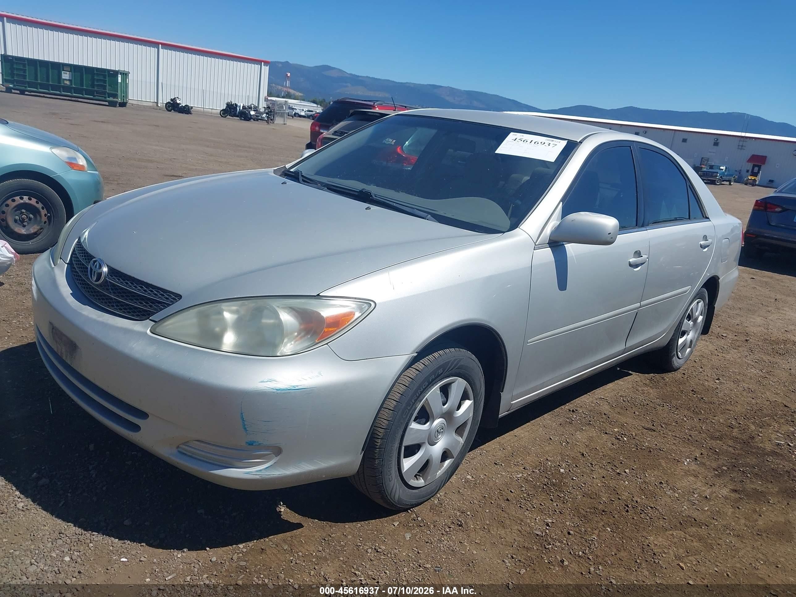 2002 Toyota Camry Le Silver vin: 4T1BE32K52U104338