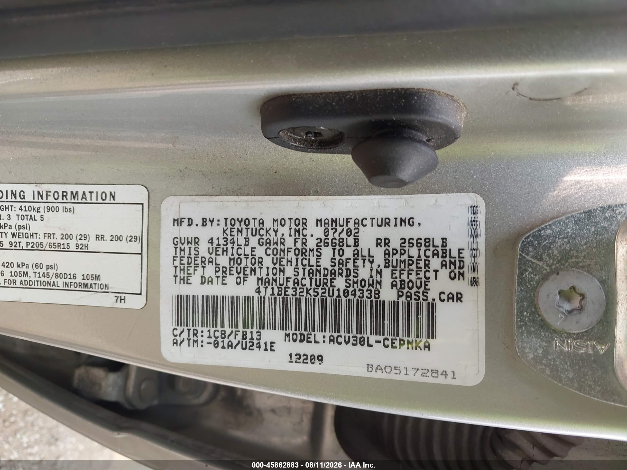 2002 Toyota Camry Le Silver vin: 4T1BE32K52U104338