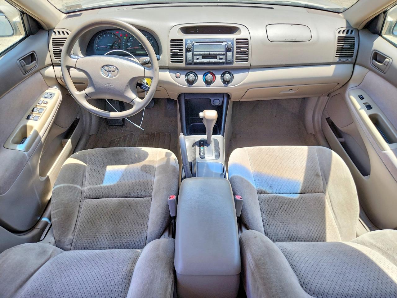 2002 Toyota Camry Le Tan vin: 4T1BE32K52U505663