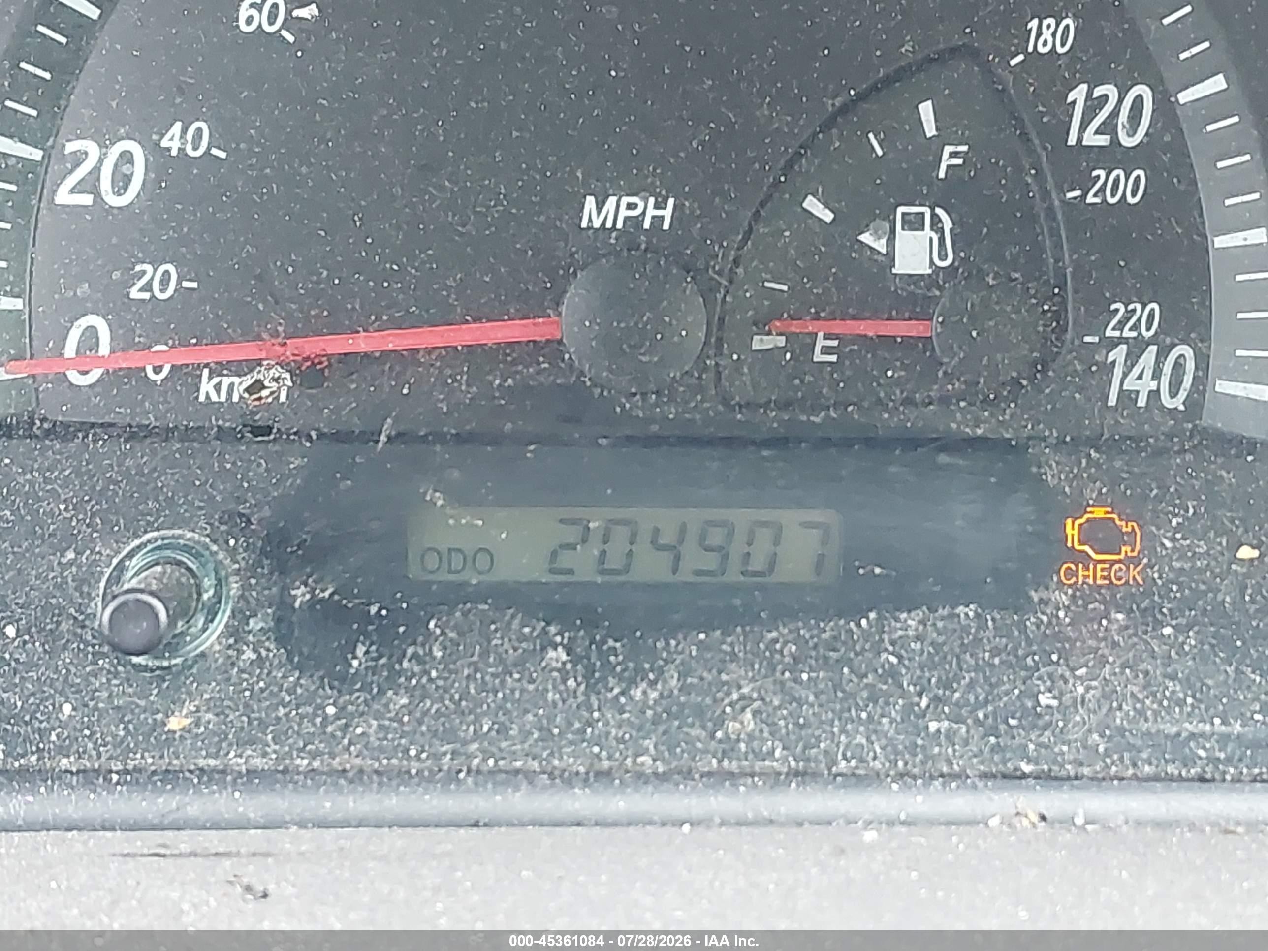 2002 Toyota Camry Le Silver vin: 4T1BE32K52U525072