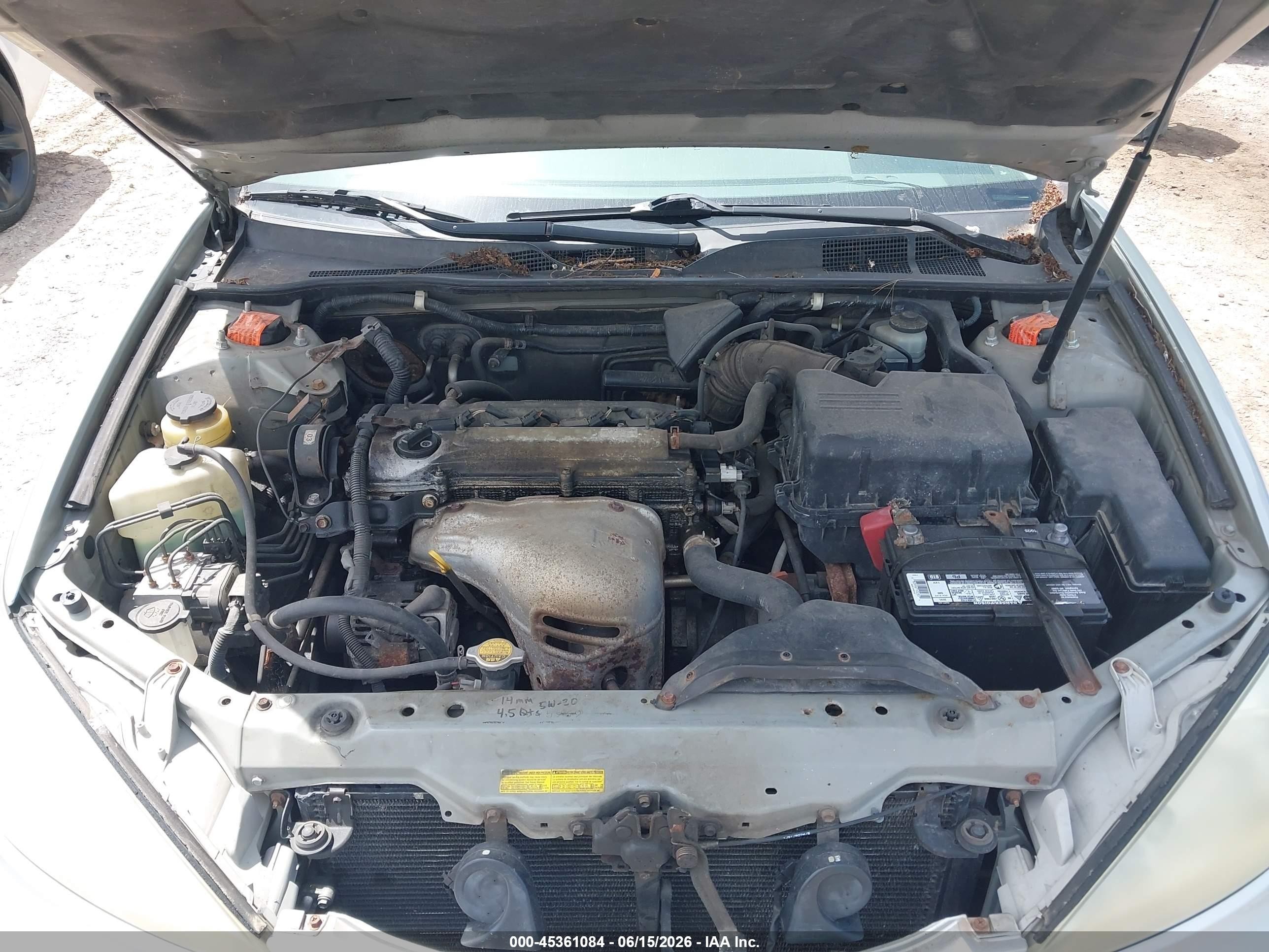 2002 Toyota Camry Le Silver vin: 4T1BE32K52U525072