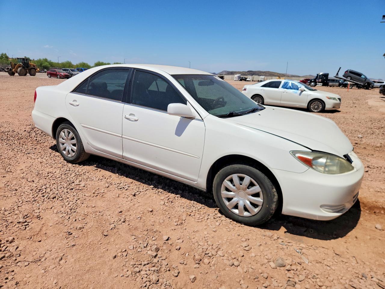 2003 Toyota Camry Le White vin: 4T1BE32K53U128429