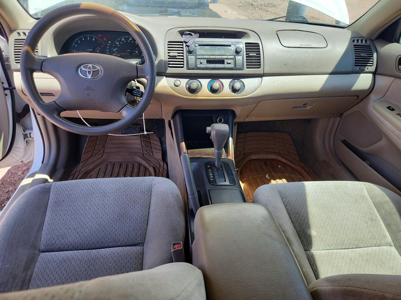 2003 Toyota Camry Le White vin: 4T1BE32K53U128429