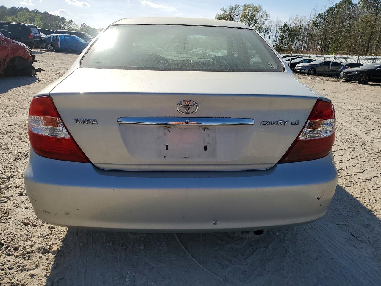 2003 Toyota Camry Le Silver vin: 4T1BE32K53U139334