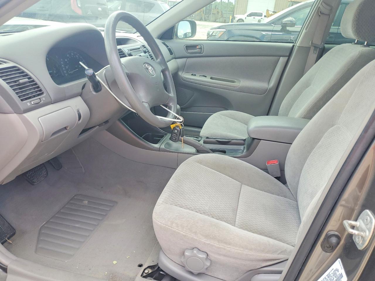 2003 Toyota Camry Le Gray vin: 4T1BE32K53U645617