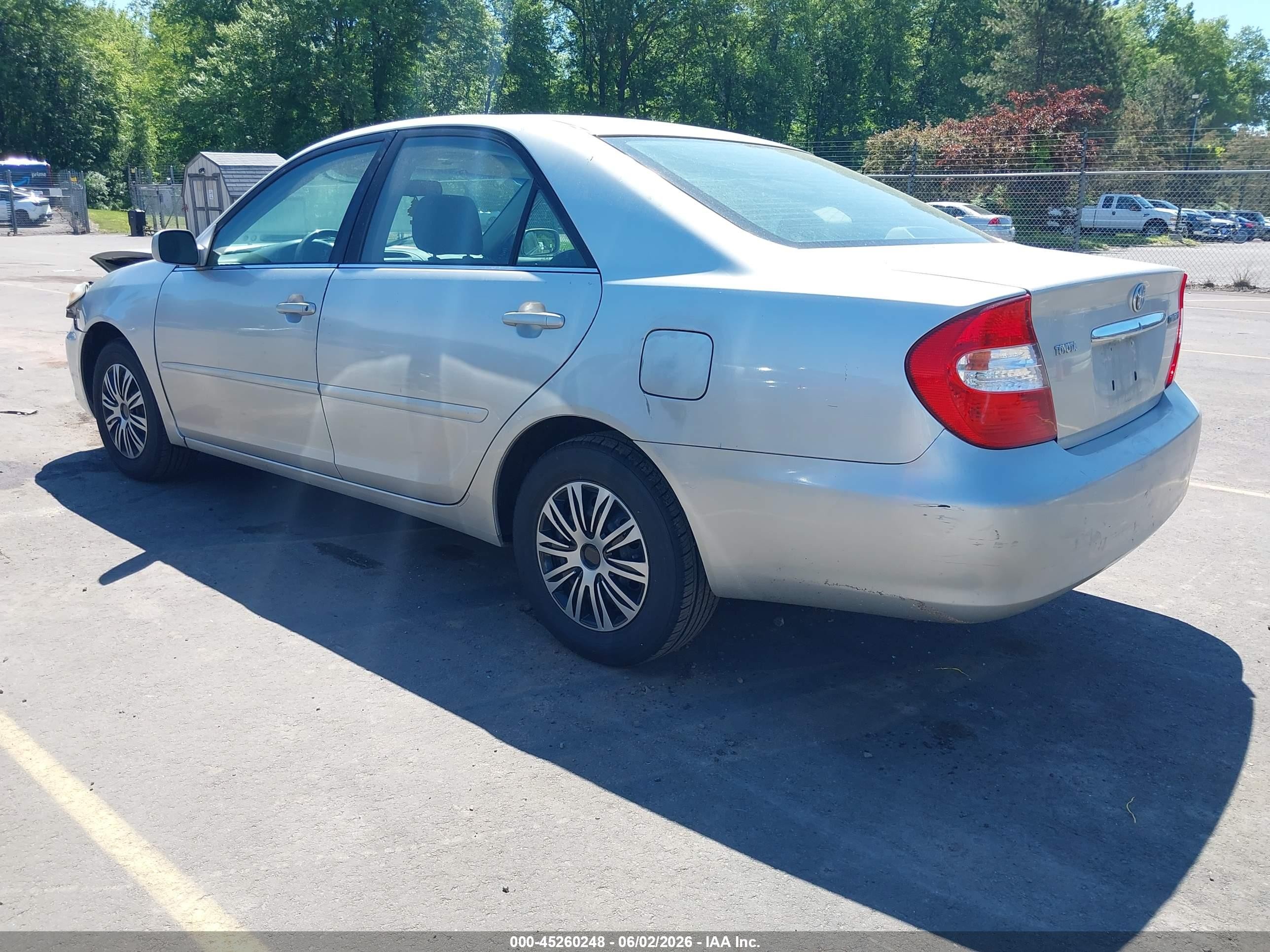 2003 Toyota Camry Le Silver vin: 4T1BE32K53U657556